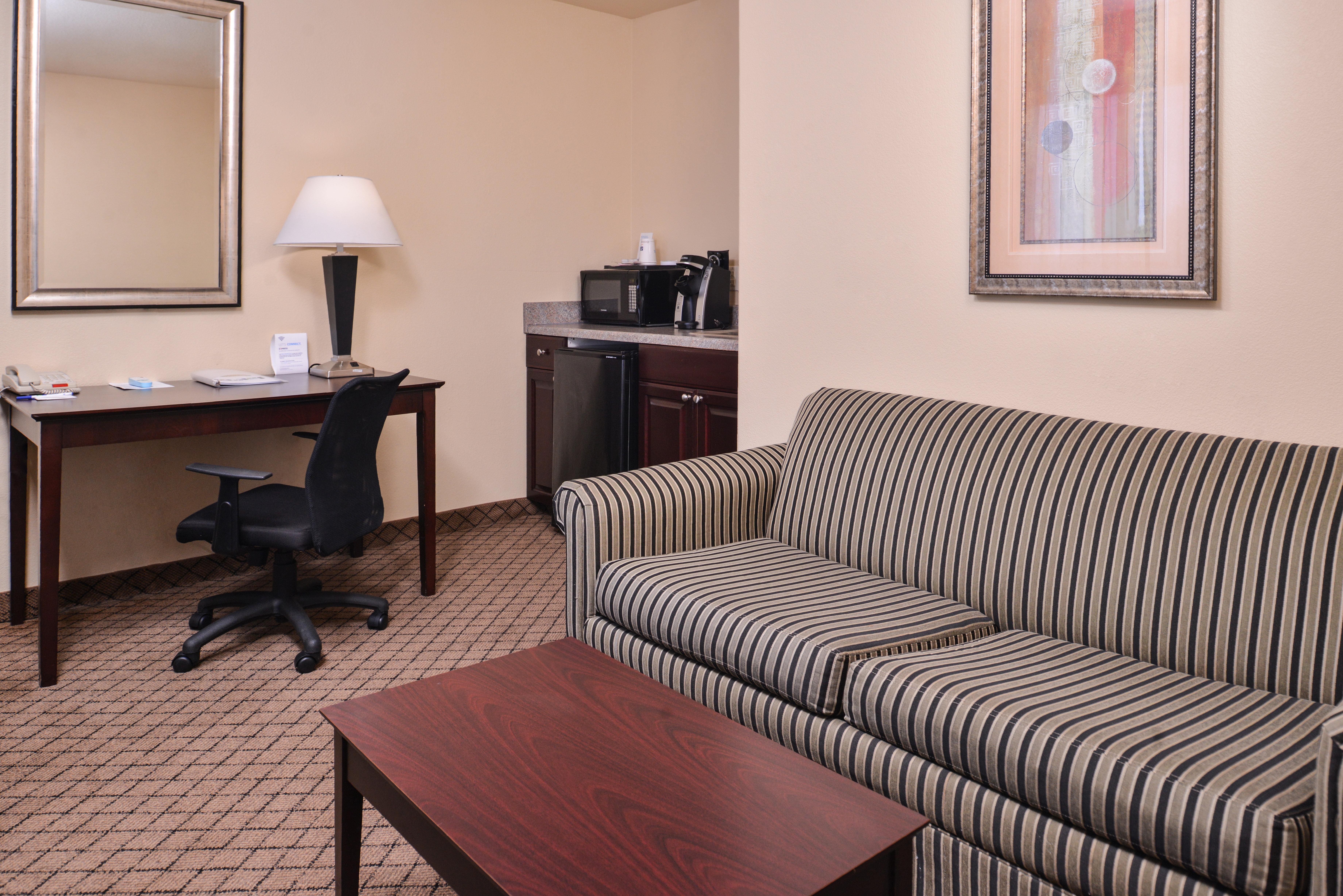 Express & Nw-medical Area By Ihg Hotel 3*