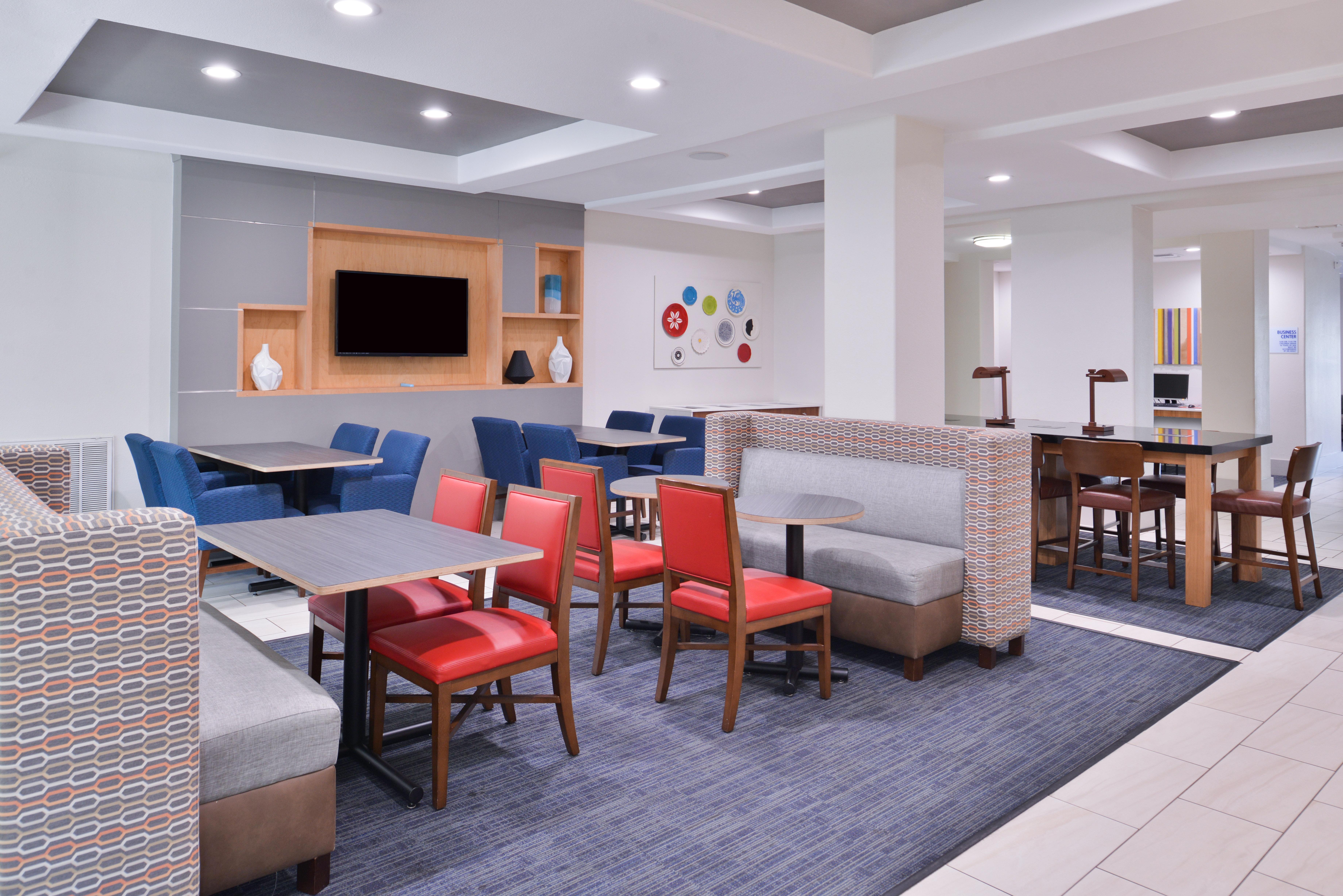 Express & Nw-medical Area By Ihg Hotel 3*