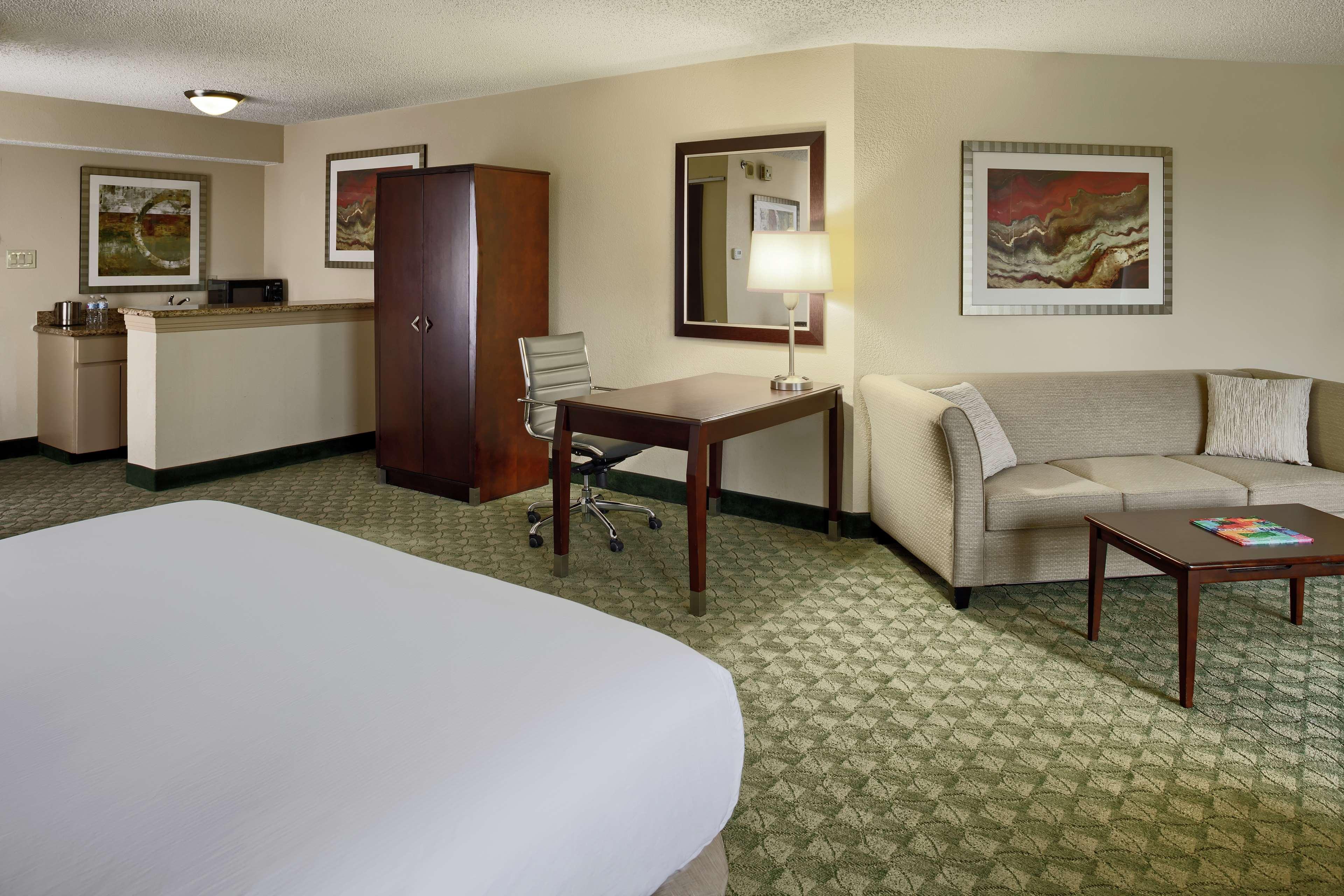 Doubletree By Hilton Downtown San Antonio