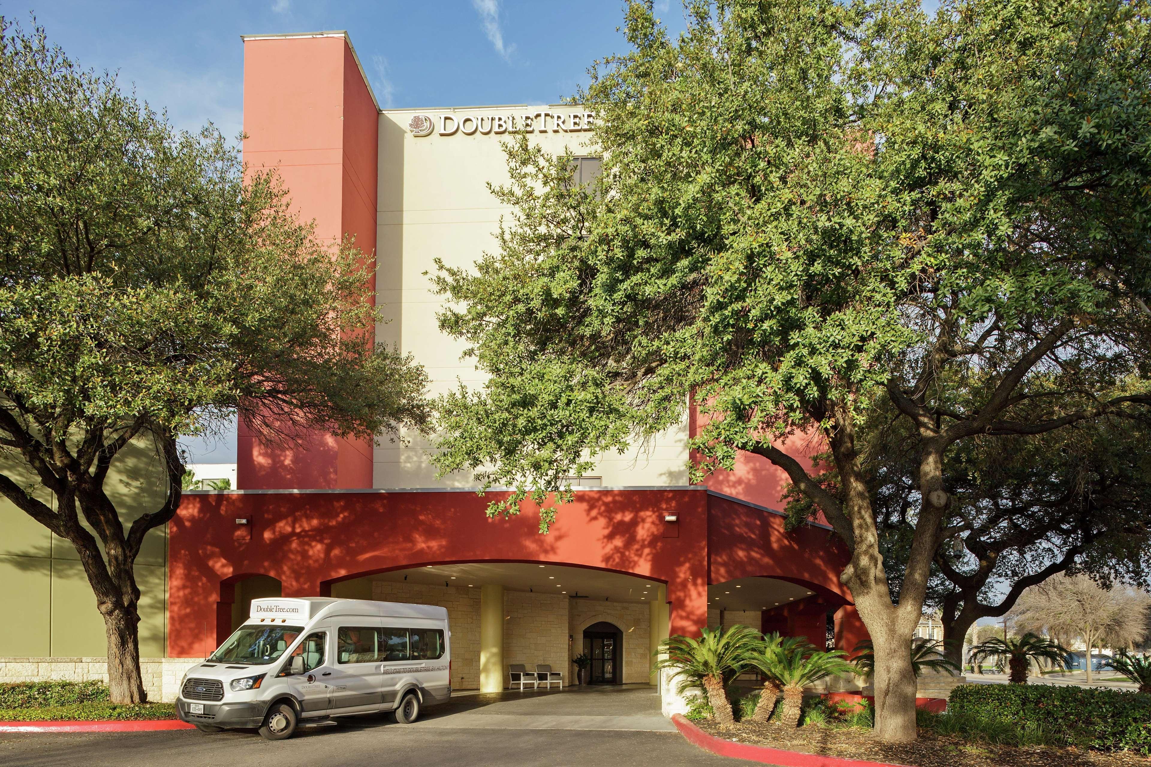 Doubletree By Hilton Downtown 4*