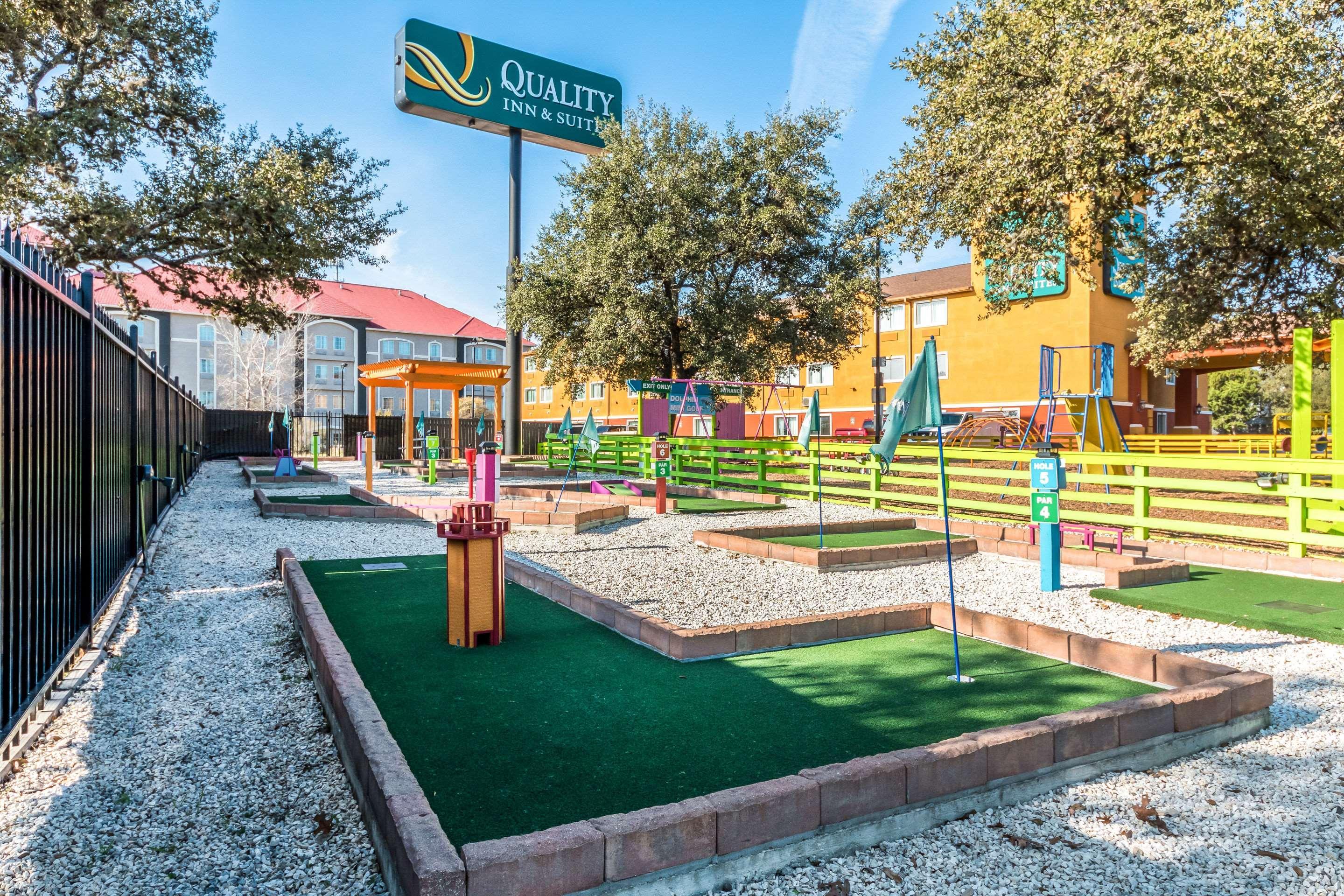Quality & Seaworld North San Antonio