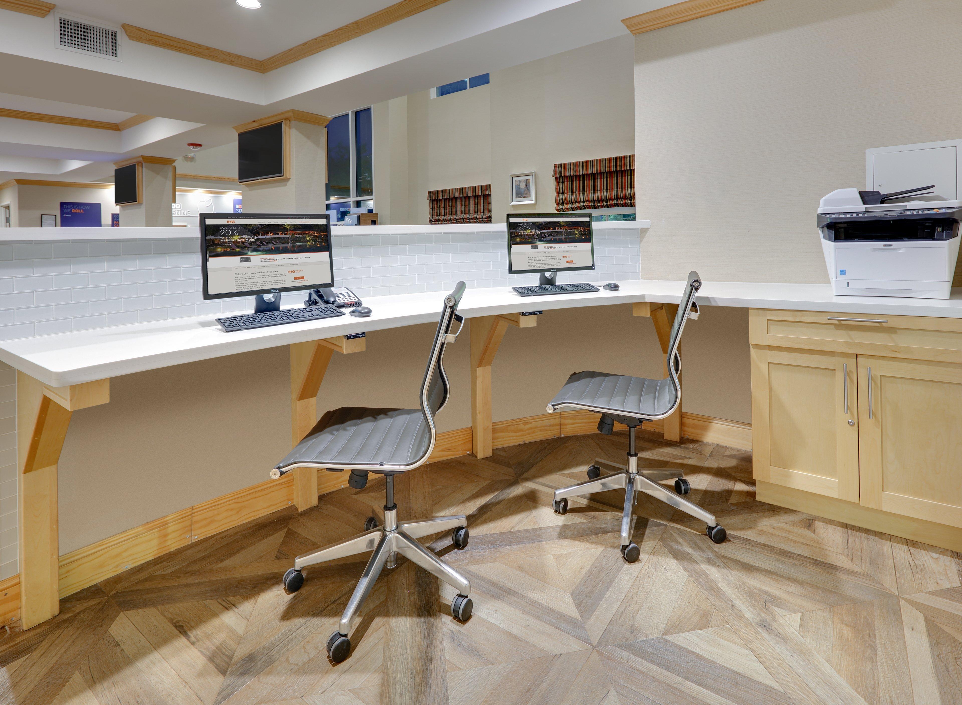 Express & Brooks Base By Ihg