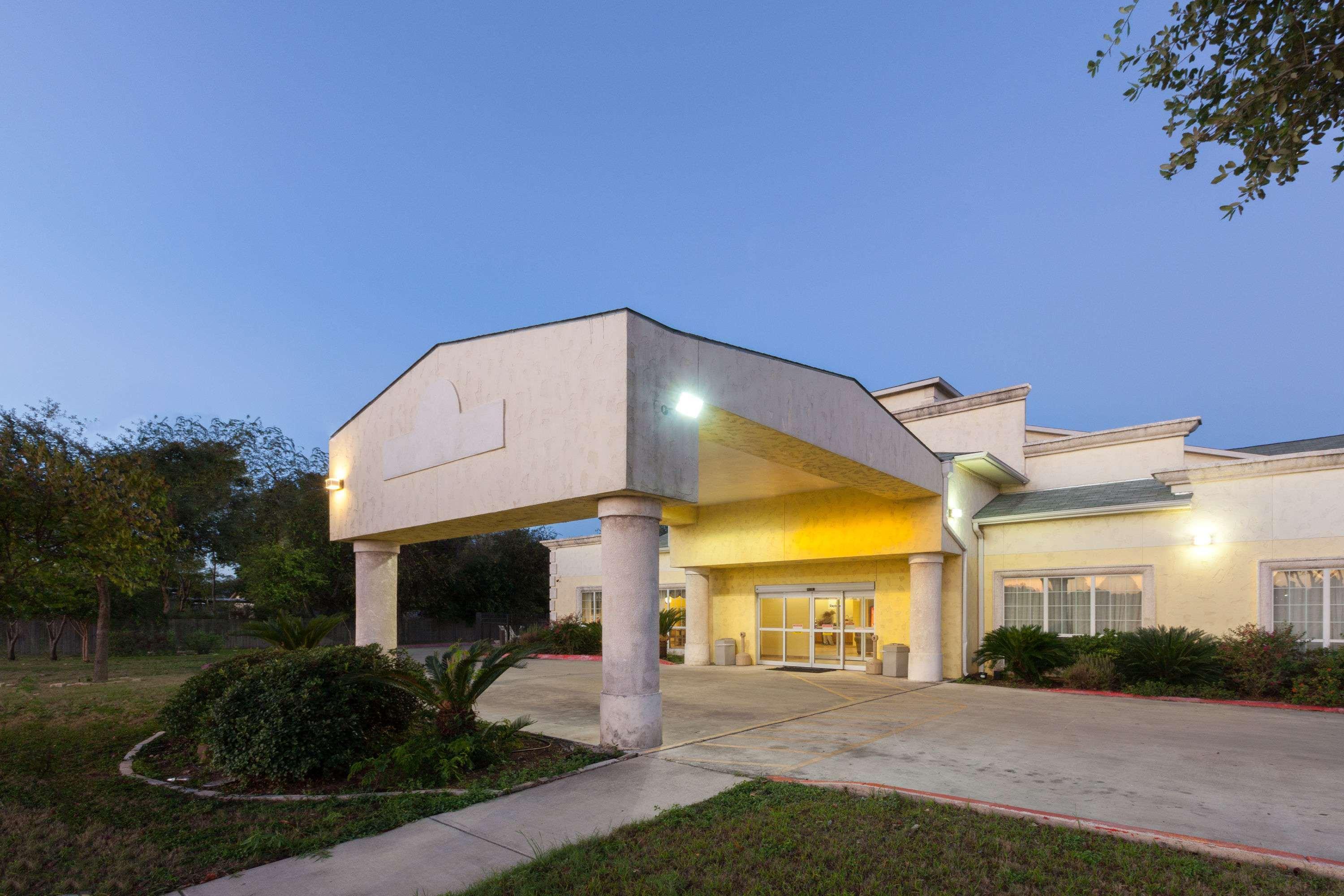Days By Wyndham At Palo Alto San Antonio