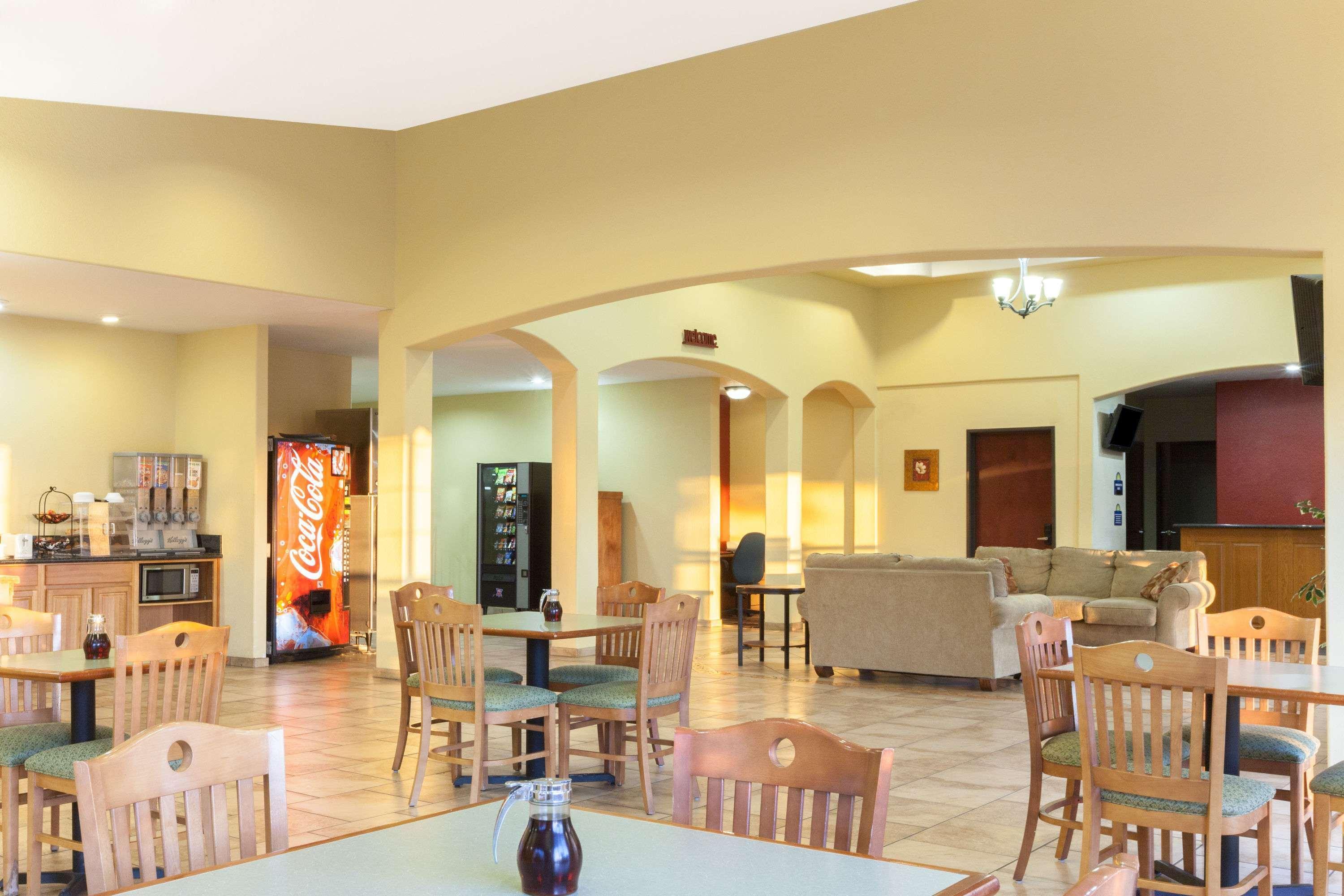 Days By Wyndham At Palo Alto 2* San Antonio