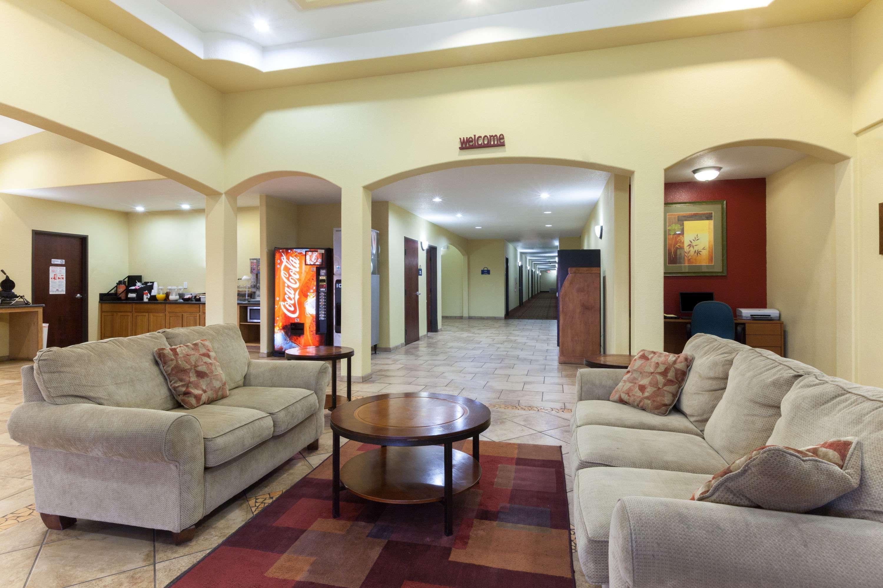 Days By Wyndham At Palo Alto Hotel