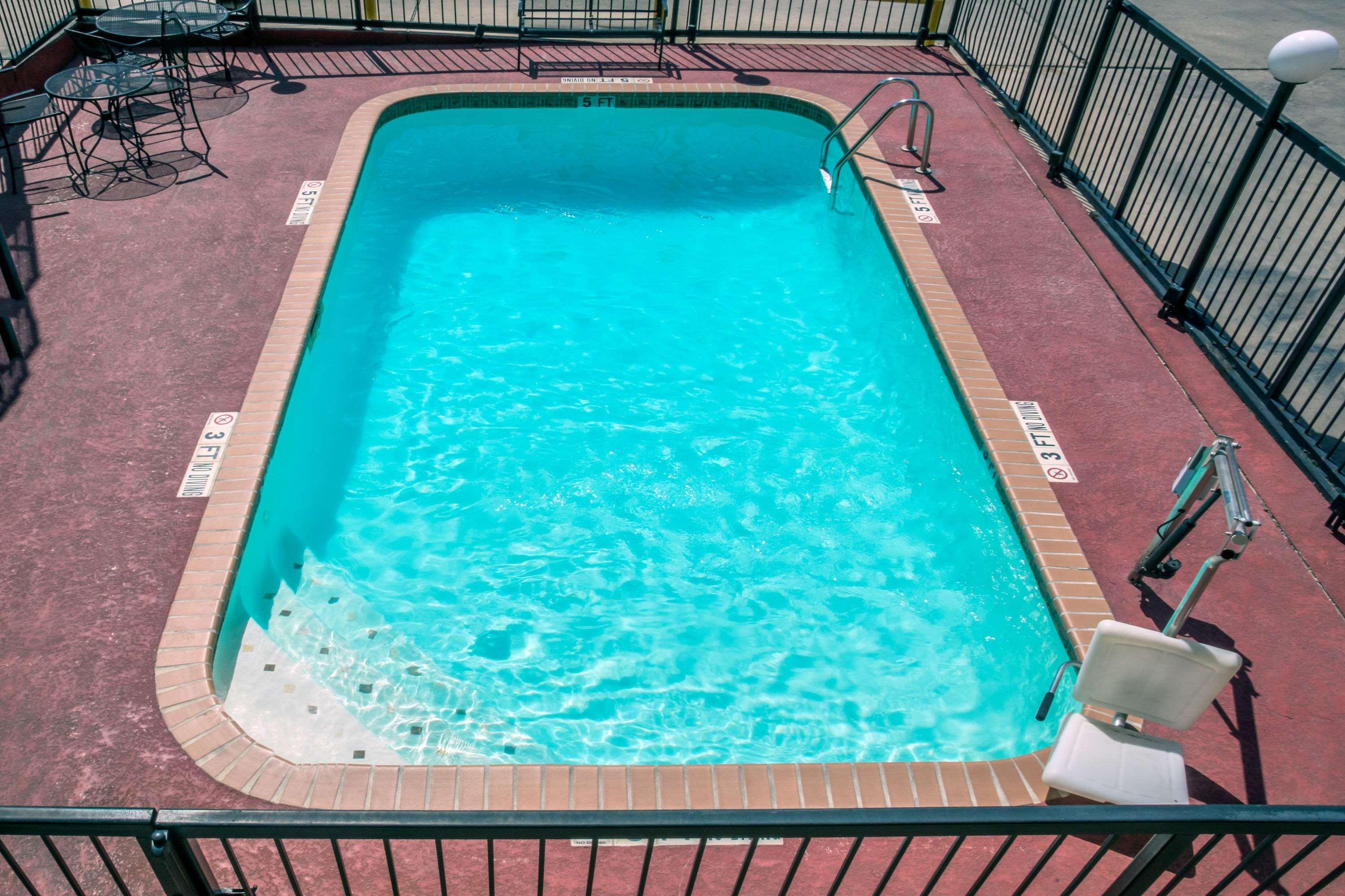 Days By Wyndham Interstate Hwy 35 North 2* San Antonio
