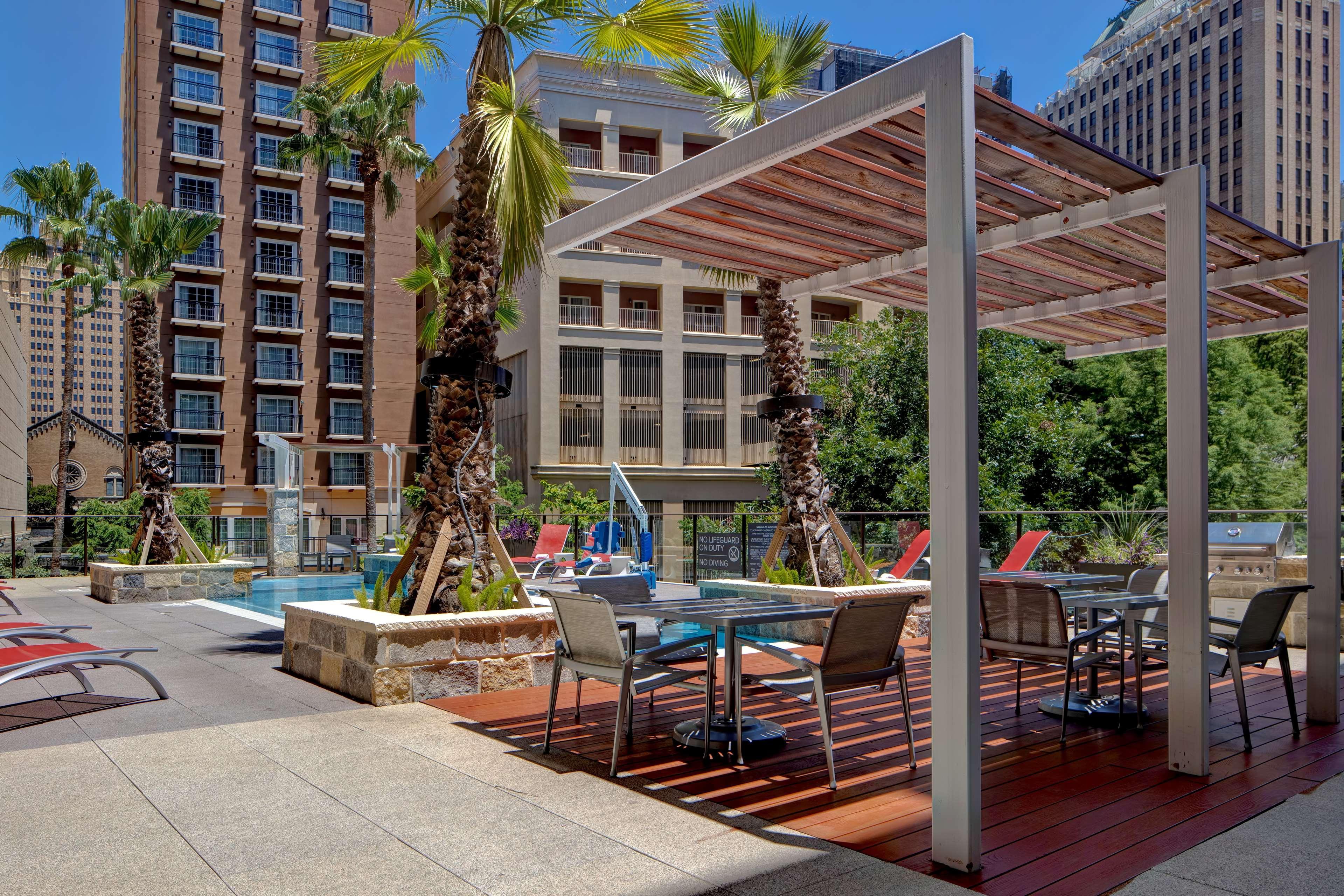 Hotel Home2 By Hilton On The Riverwalk San Antonio