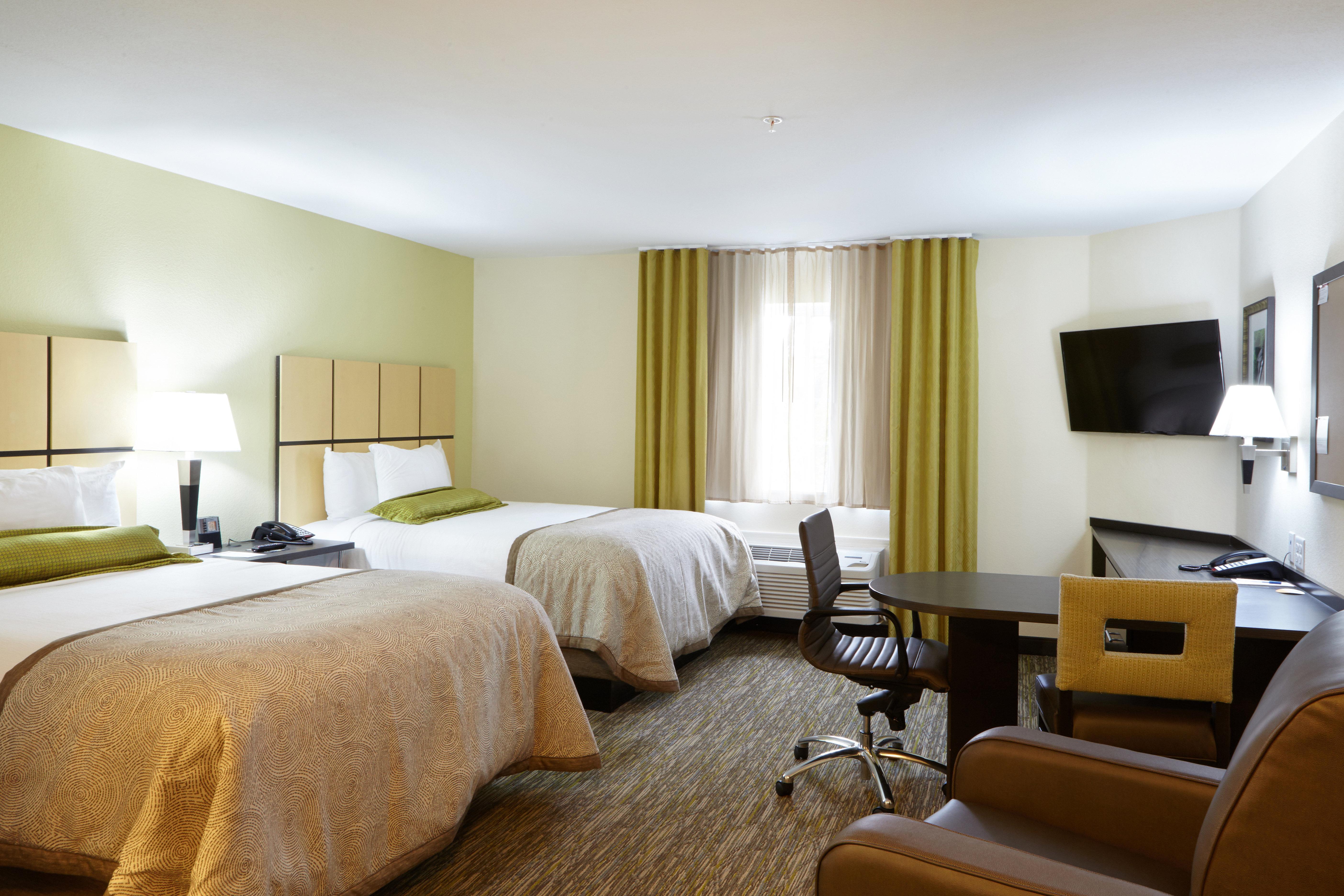 Candlewood Airport By Ihg Hotel 3*