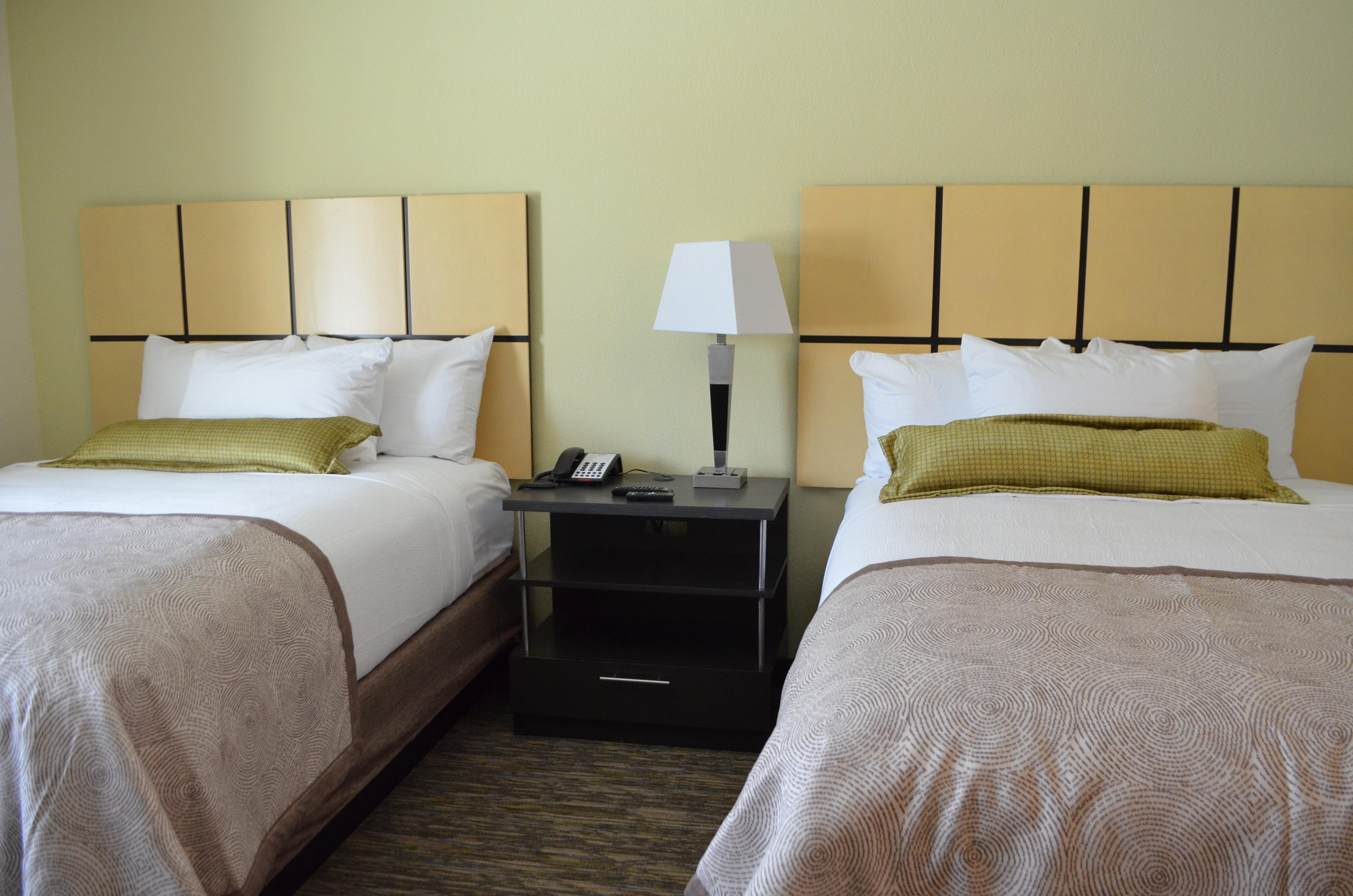 Hotel Candlewood Airport By Ihg 3*