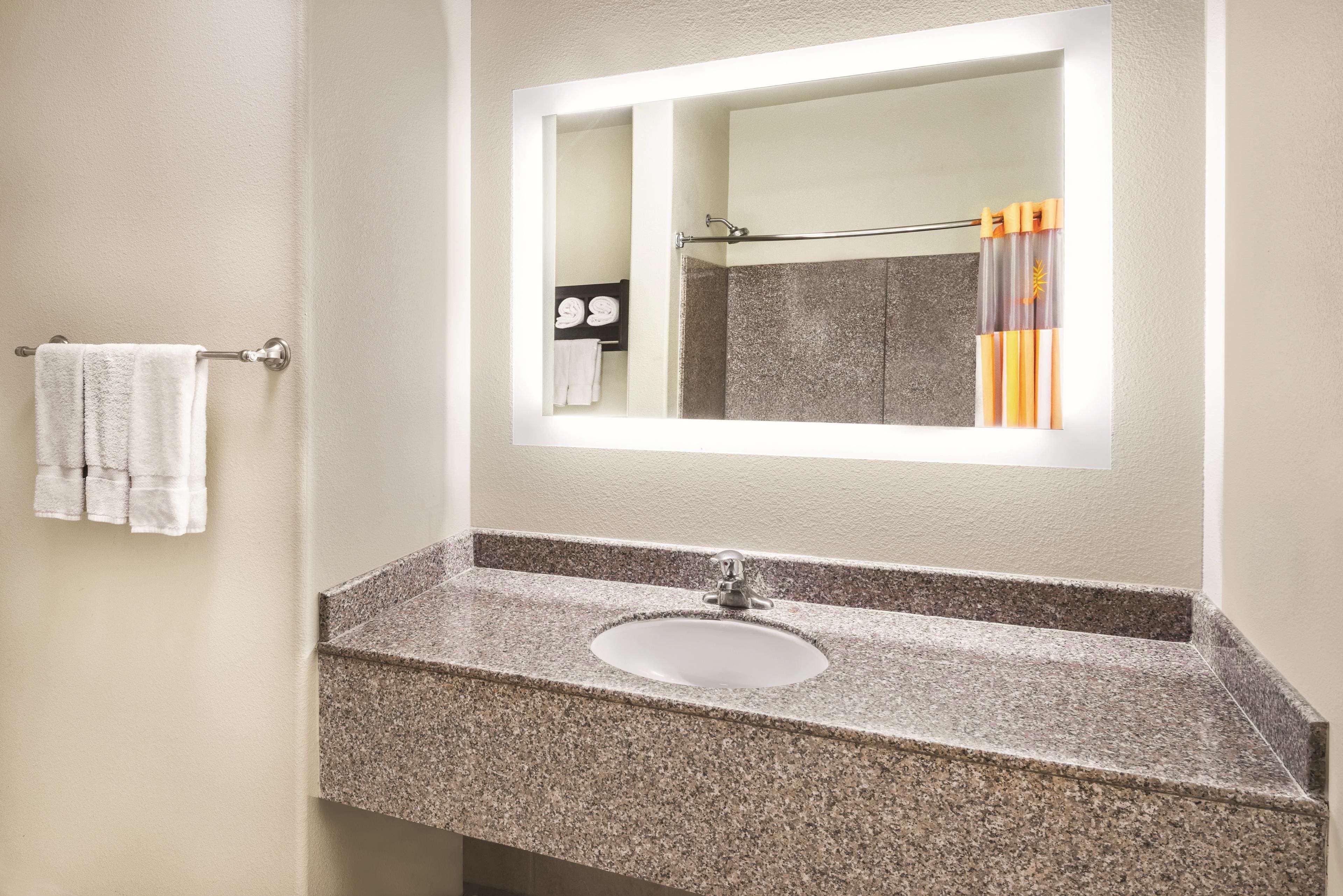 La Quinta By Wyndham San Antonio The 3*