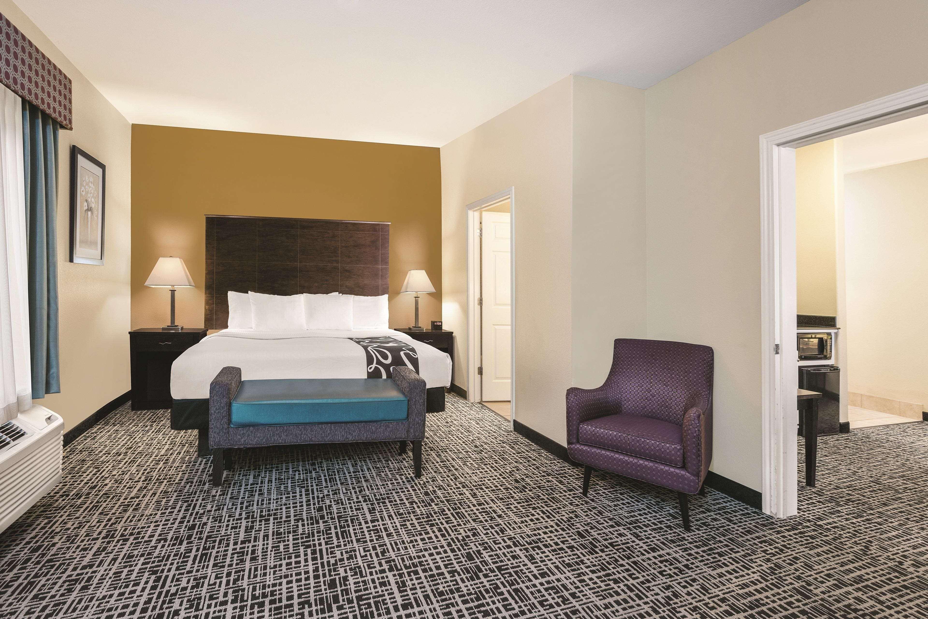 Hotel La Quinta By Wyndham San Antonio The Dominion