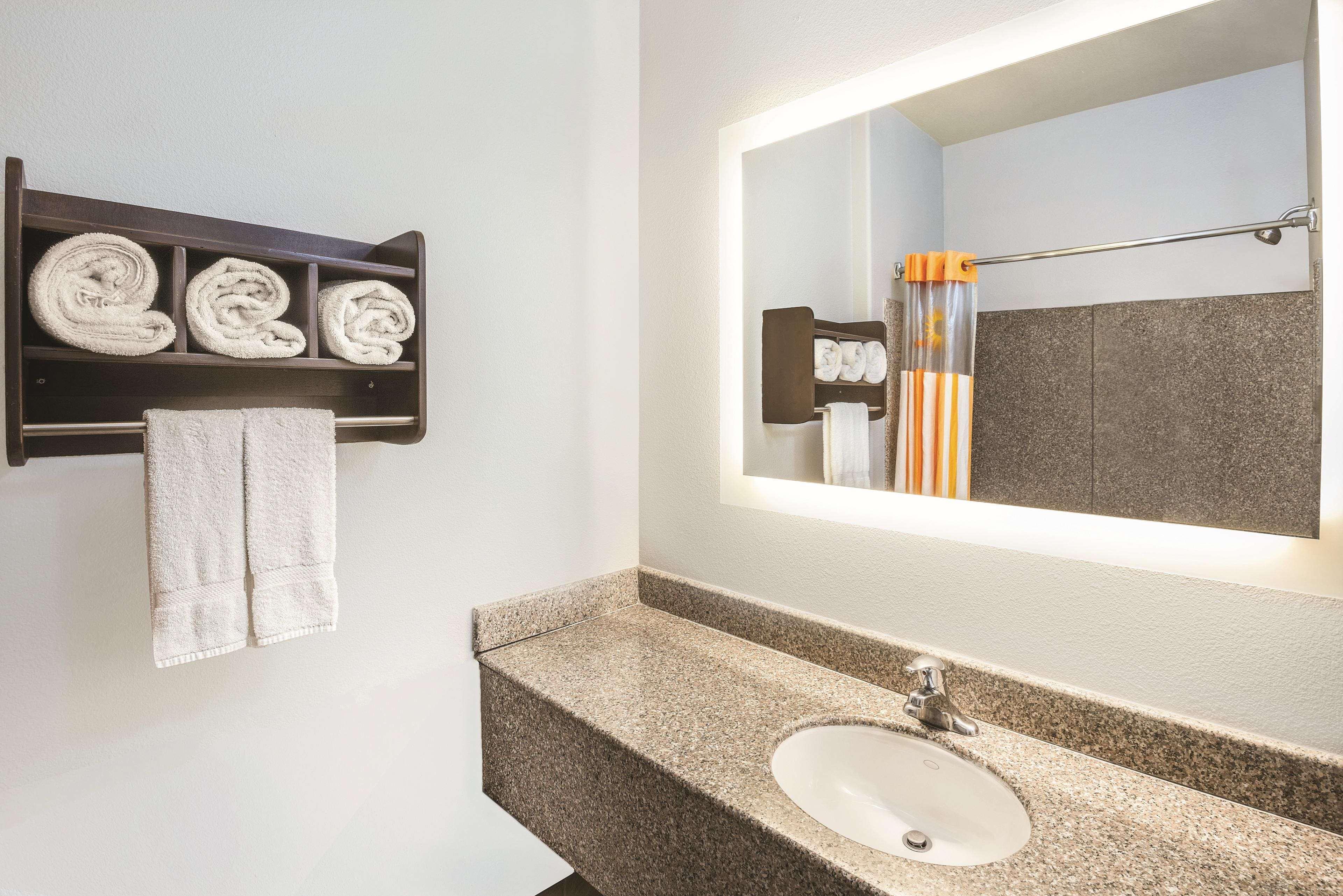 La Quinta By Wyndham San Antonio The 3* Dominion