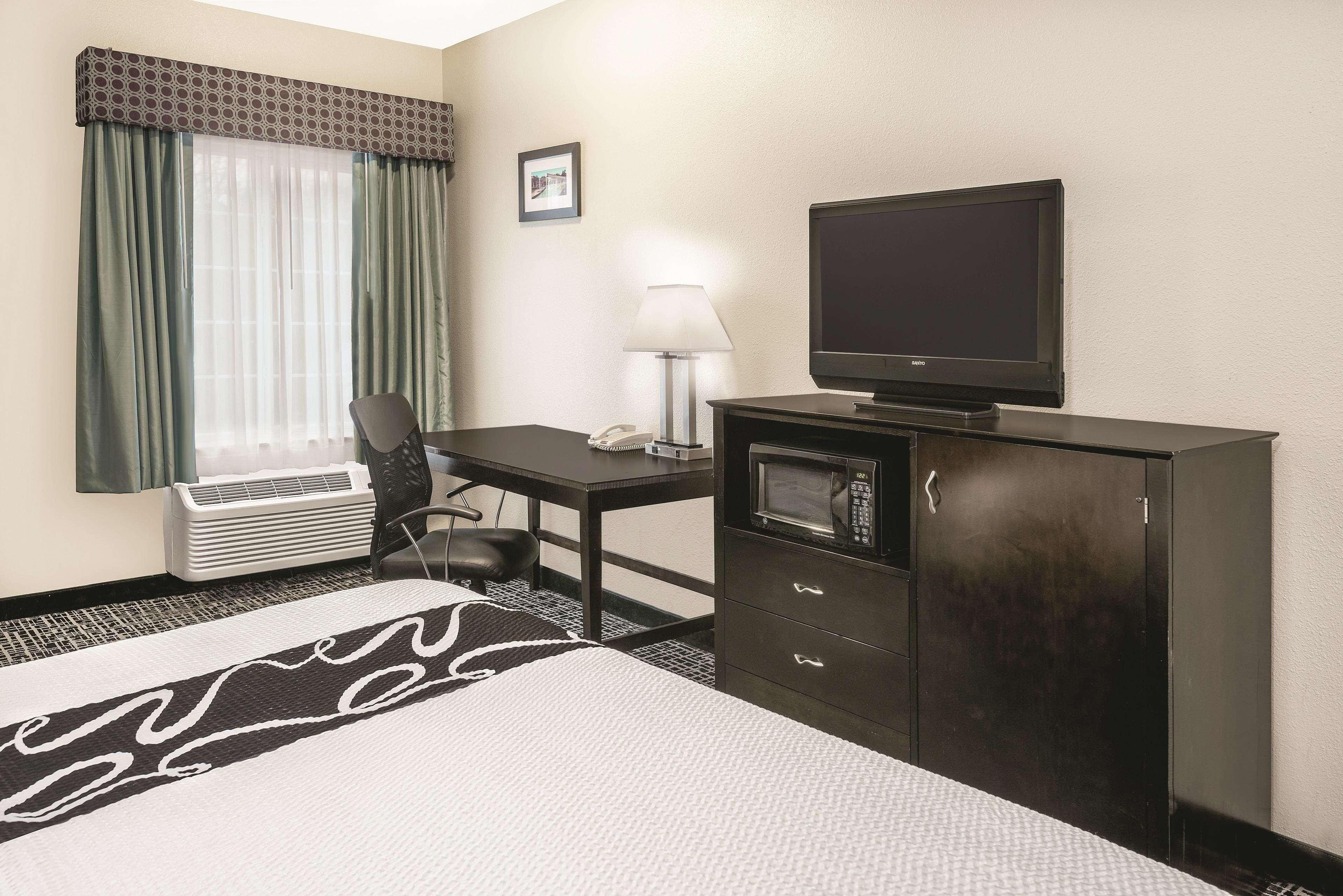 Hotel La Quinta By Wyndham San Antonio The Dominion