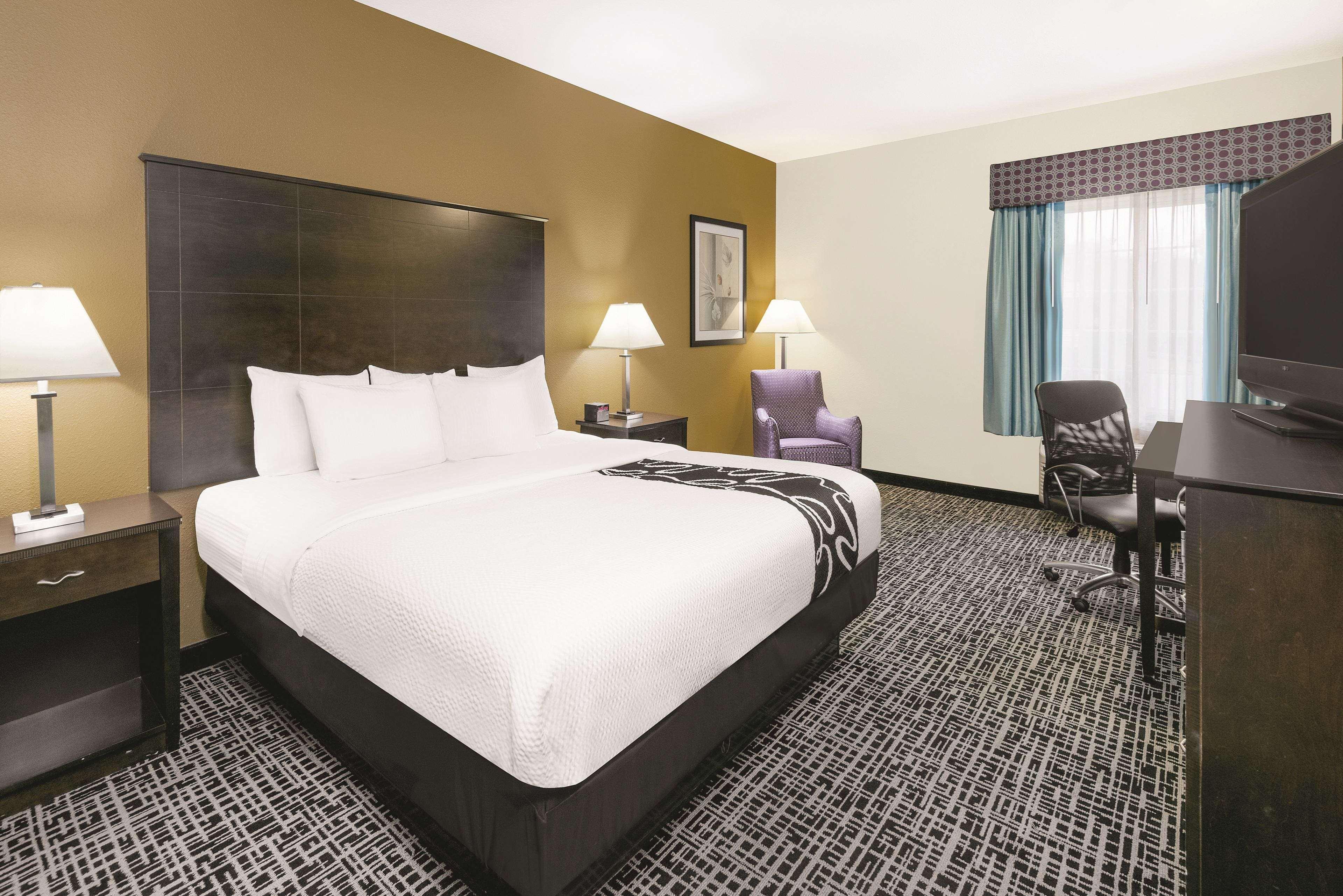 La Quinta By Wyndham San Antonio The 3* Dominion