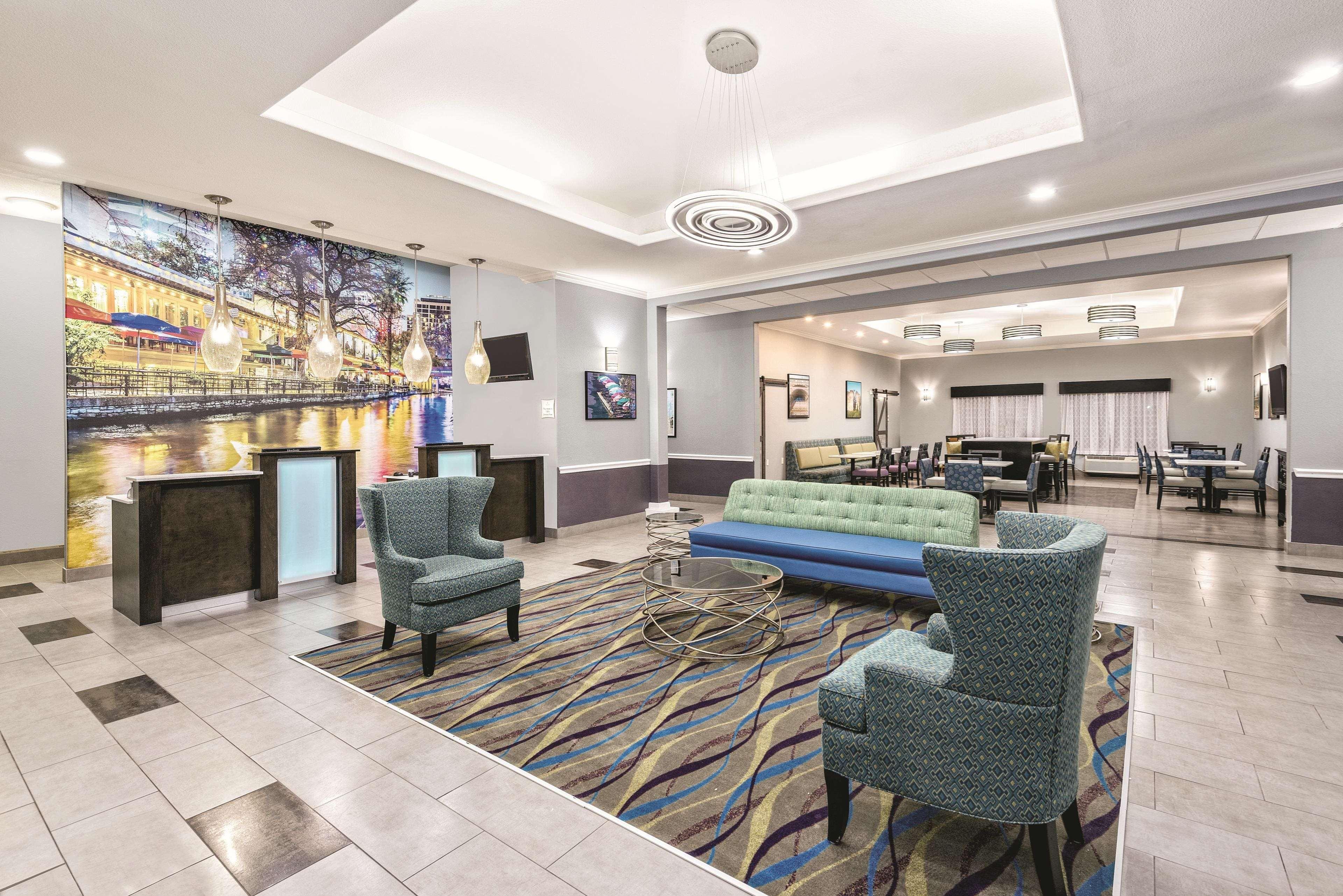 La Quinta By Wyndham San Antonio The 3* Dominion