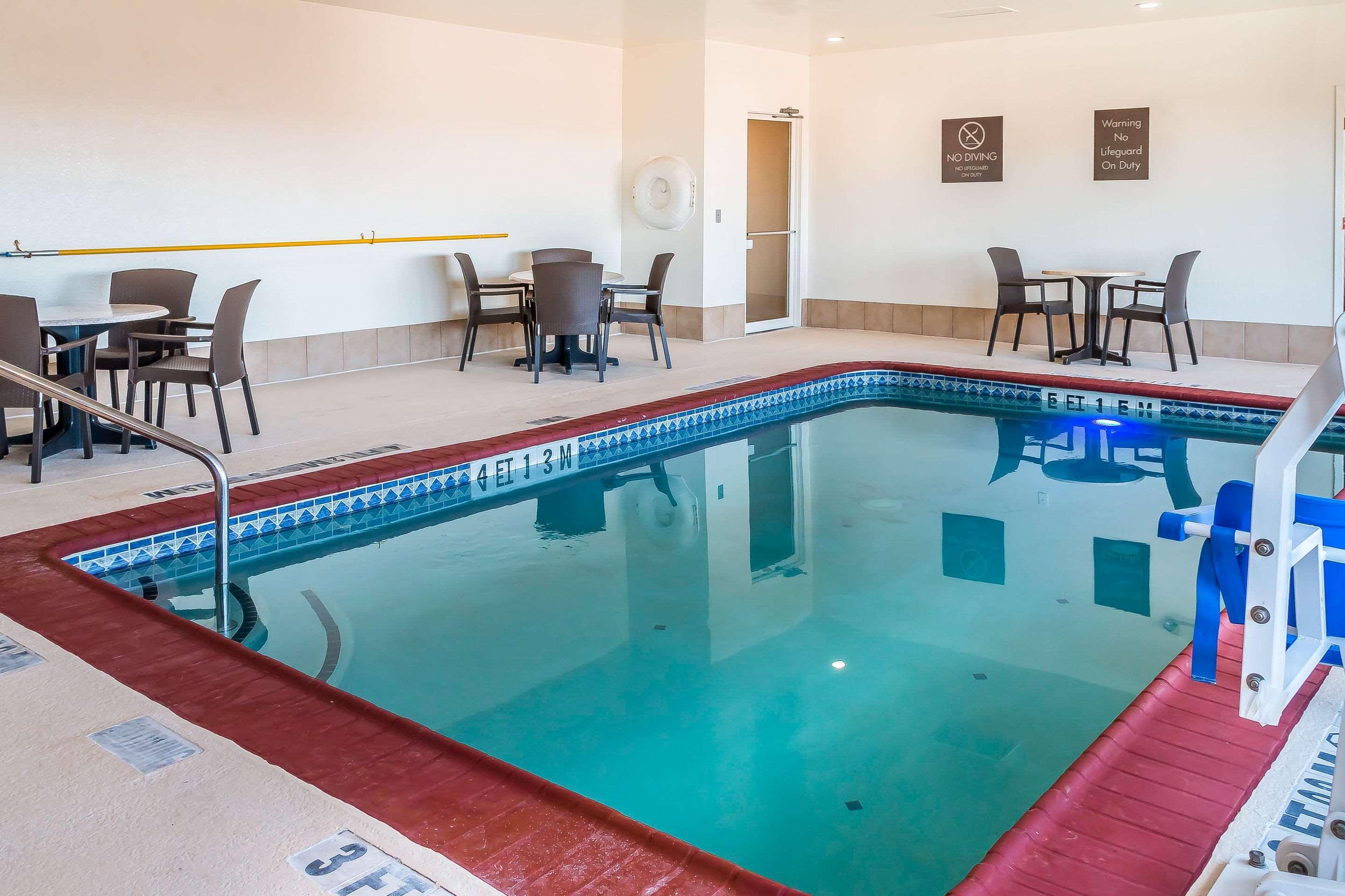 Inn Comfort Near Frost Bank Center San Antonio
