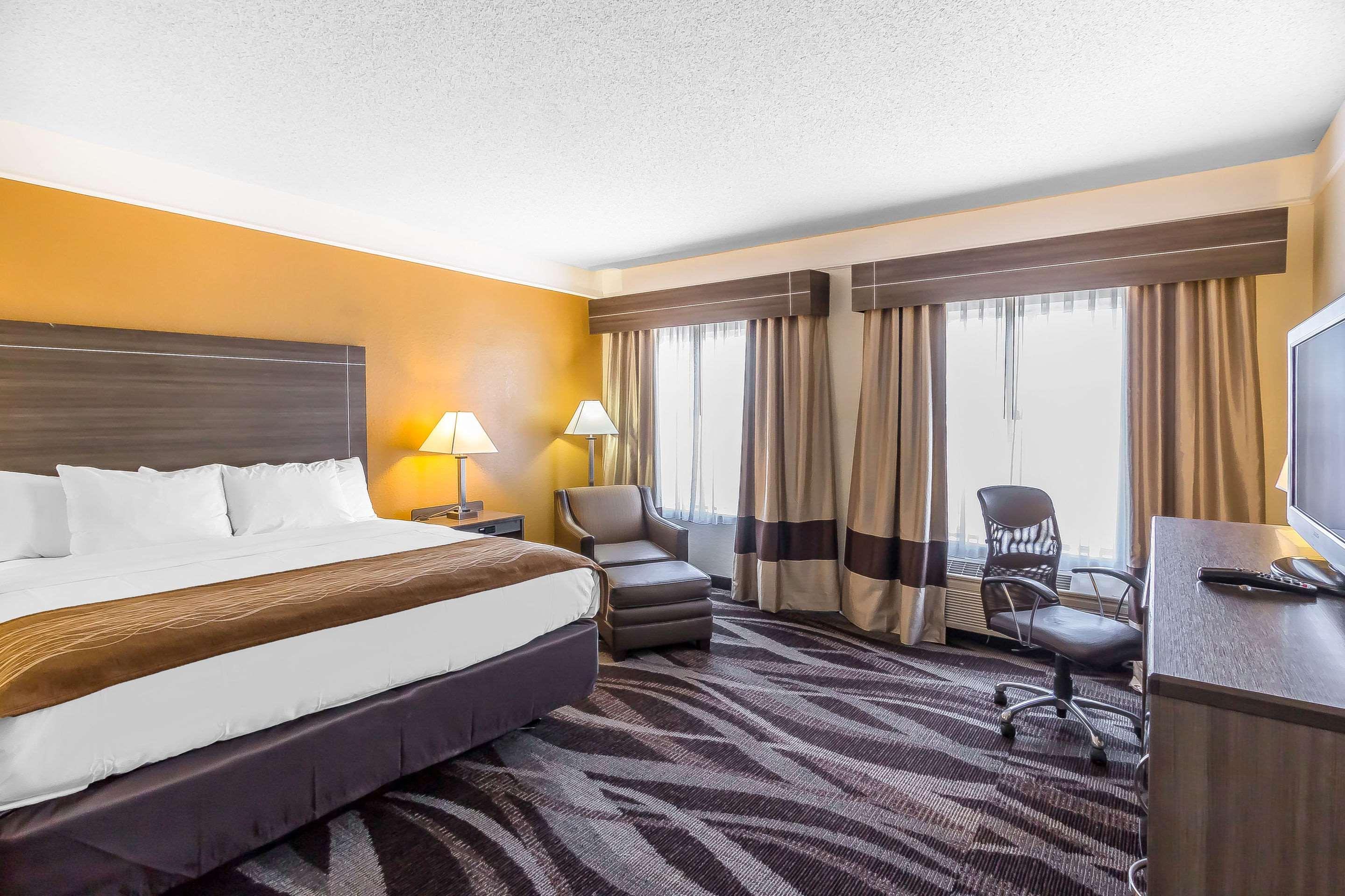 Comfort Near Frost Bank Center Inn San Antonio
