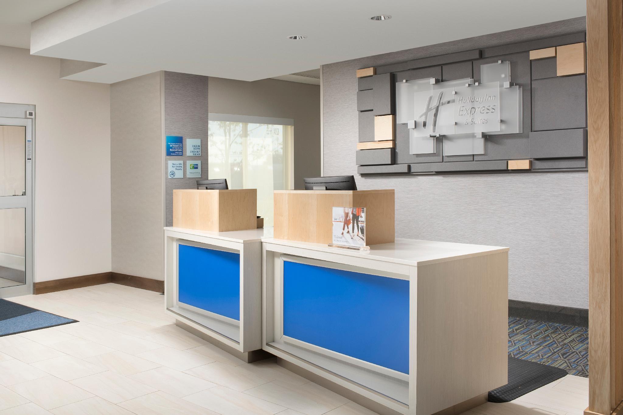 Express & North-windcrest By Ihg Hotel San Antonio