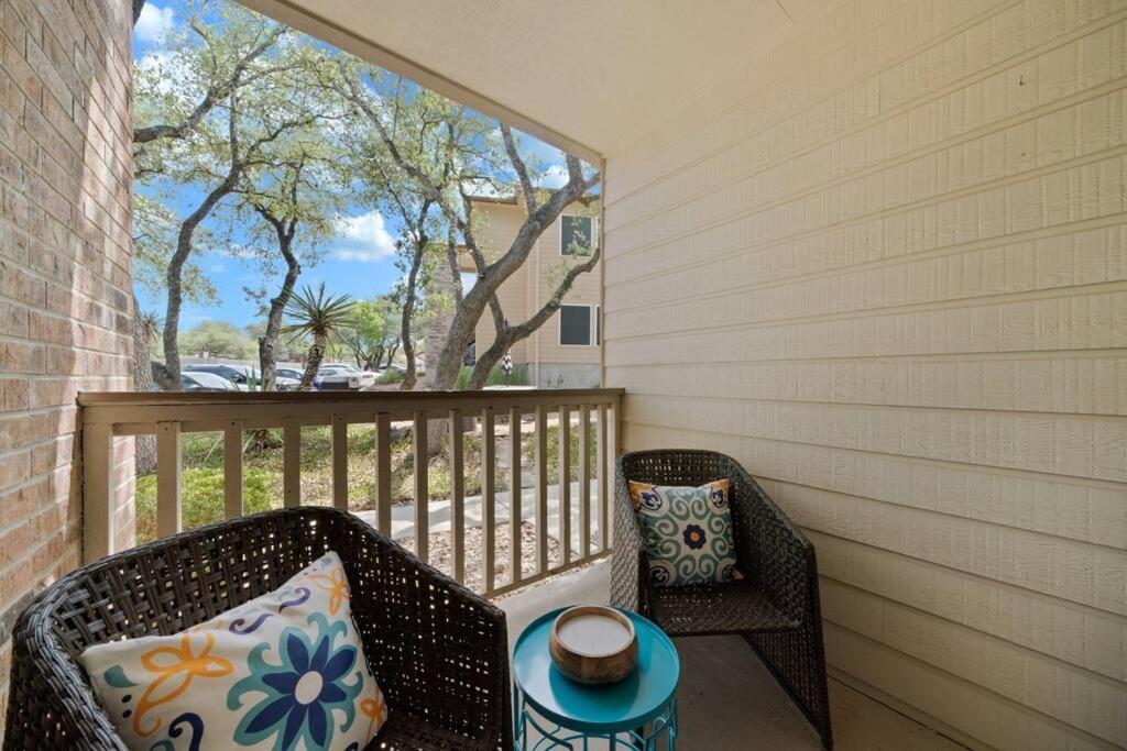 Apartment The Blue Belle Welcomes You! Rim/la Cantera Area