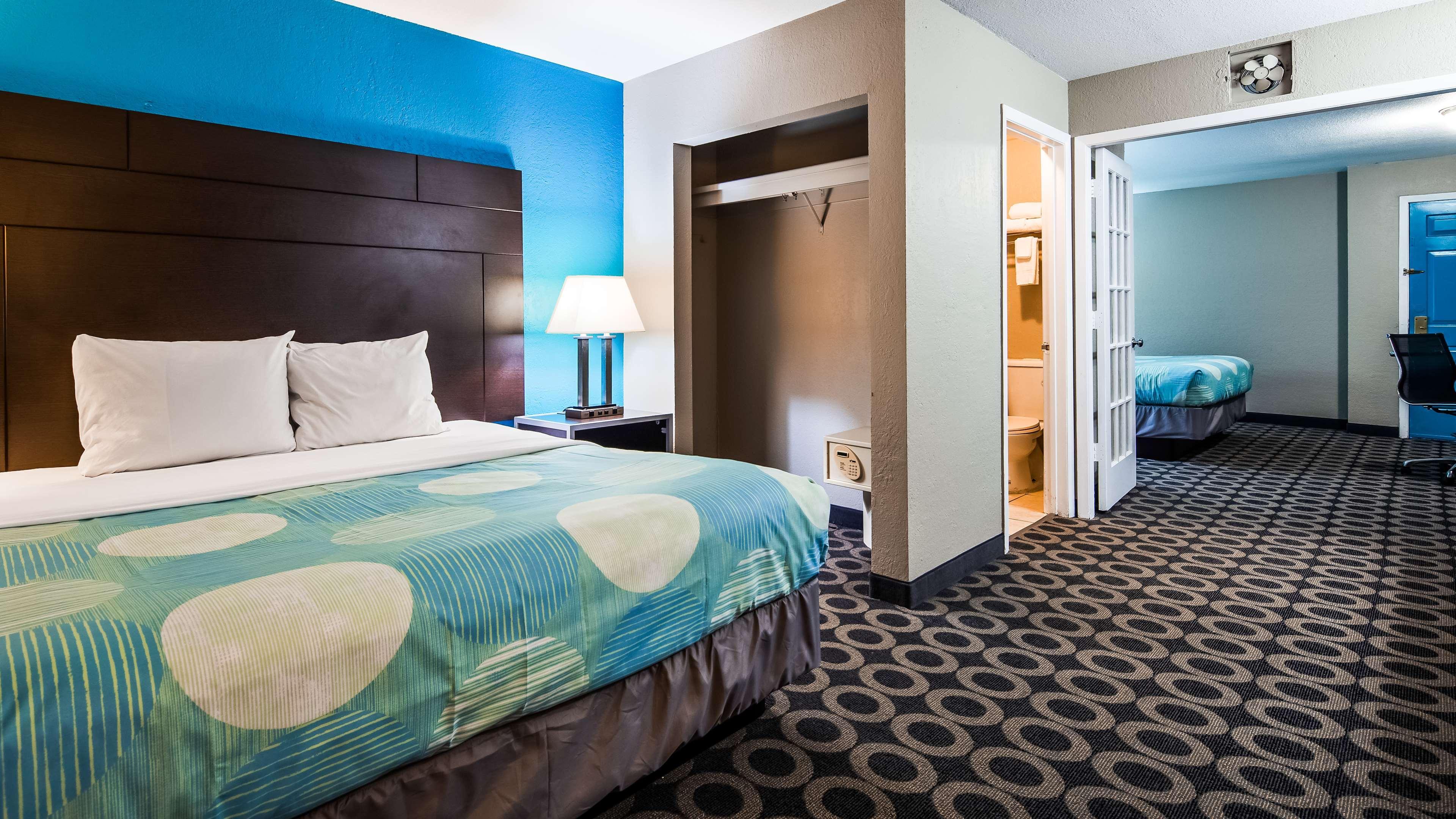 Travelodge By Wyndham Downtown Northeast 2*
