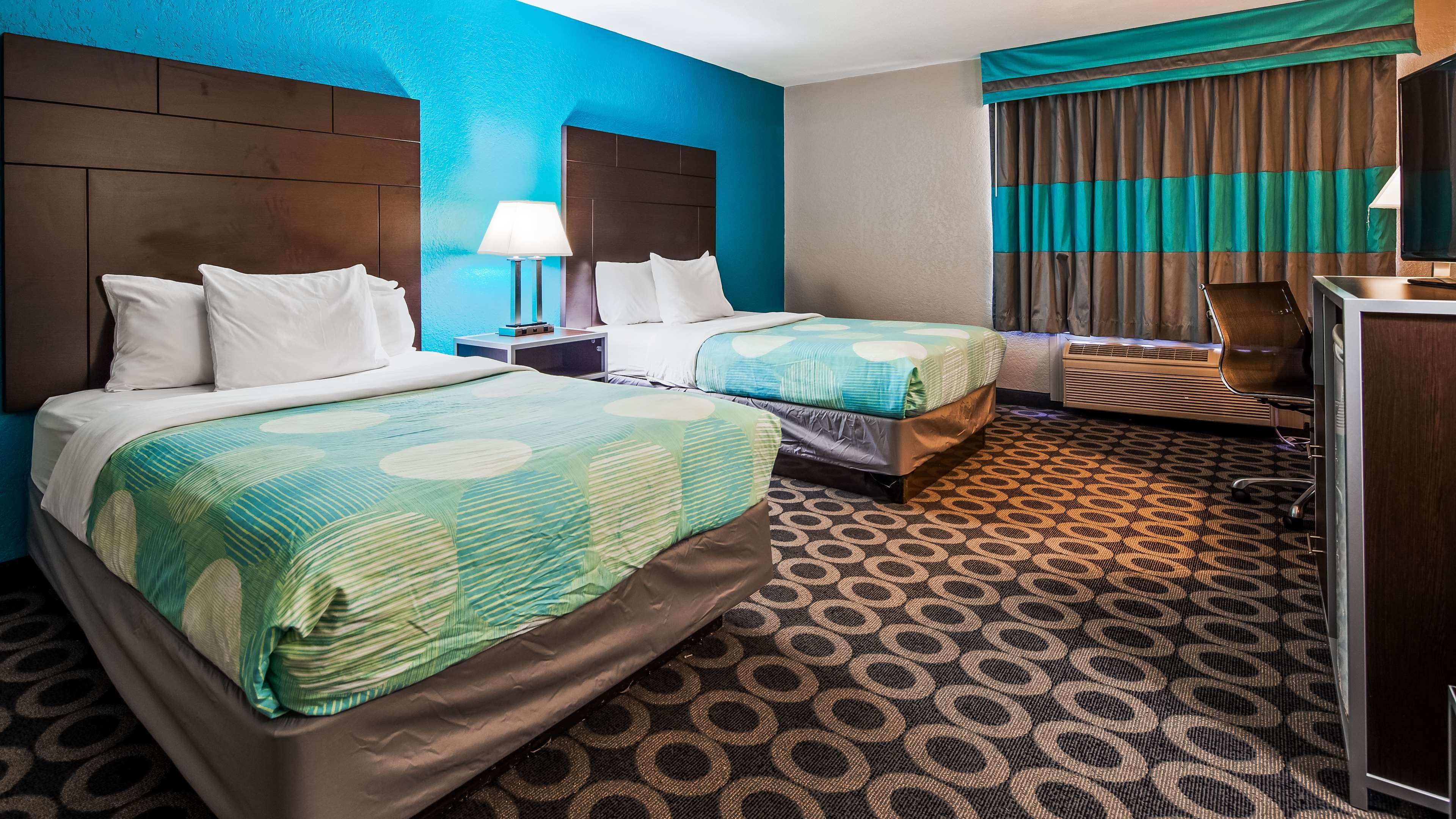 Hotel Travelodge By Wyndham Downtown Northeast 2*