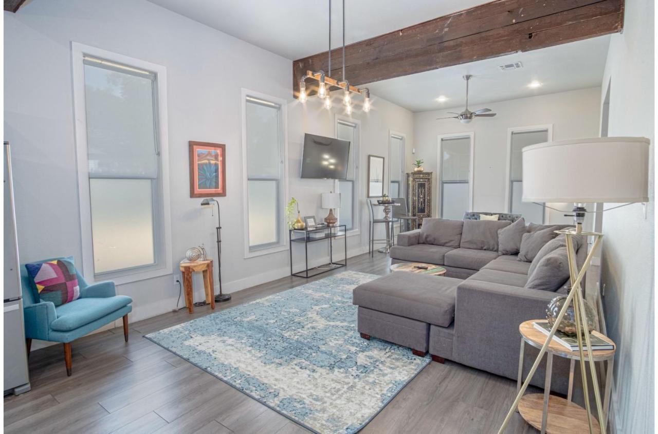 Gorgeous Family-friendly Near Downtown Holiday home