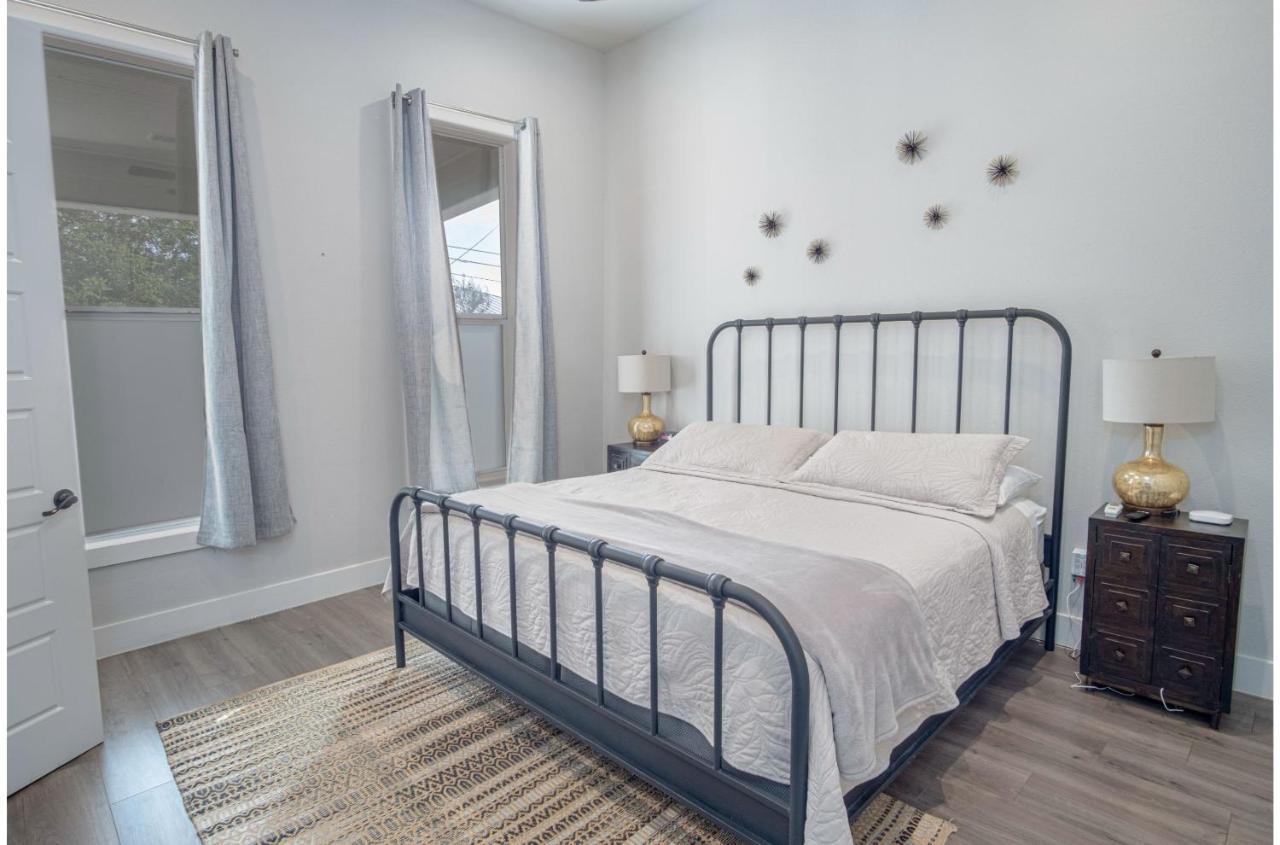 Gorgeous Family-friendly Near Downtown