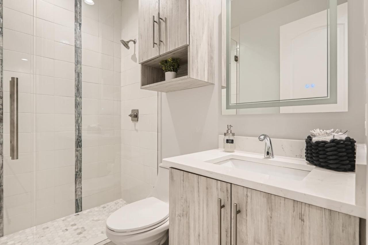 Luxury 5 Bdrm Home! Blocks To Dt/riverwalk/convention Center! *