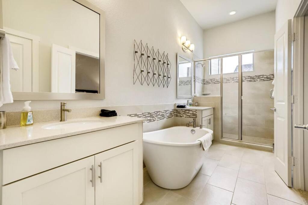 Holiday home Gorgeous 4 Bed On St Mary's - Minutes To Riverwalk/pearl