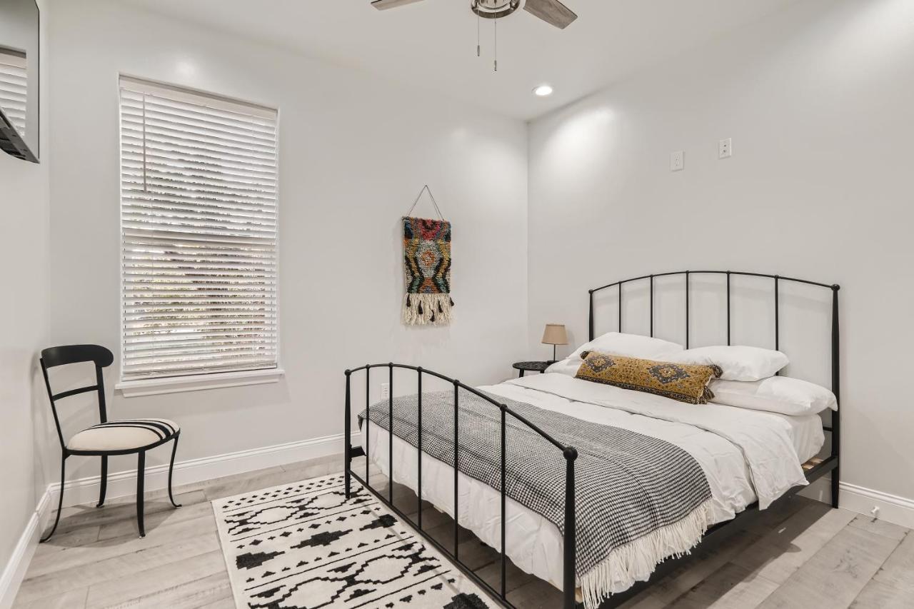 Luxury 5 Bdrm Home! Blocks To Dt/riverwalk/convention Center!