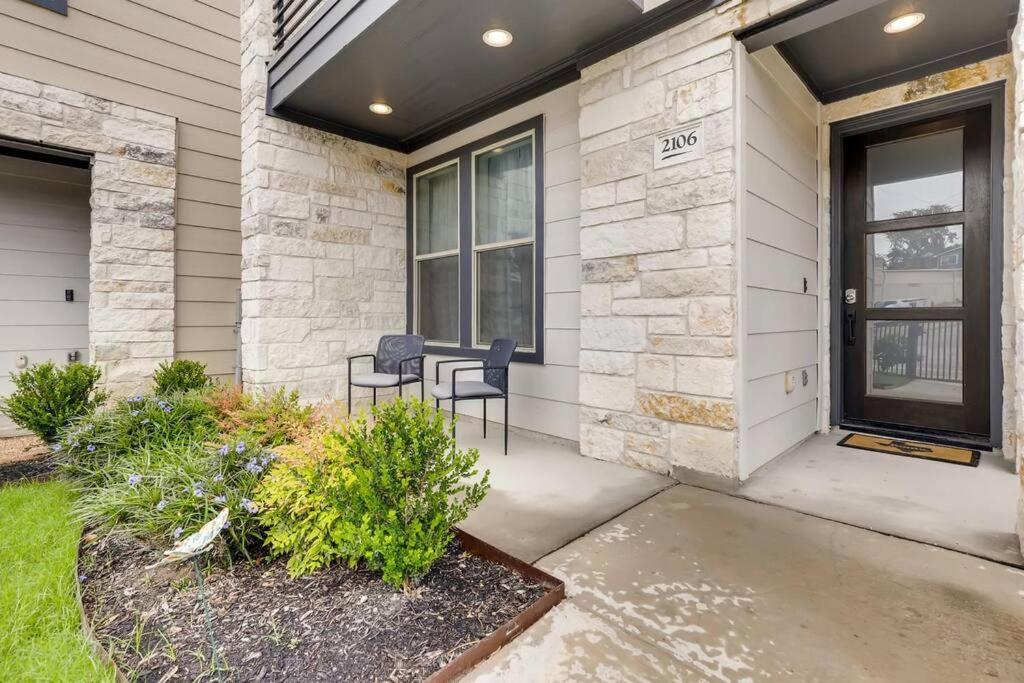 Gorgeous 4 Bed On St Mary's - Minutes To Riverwalk/pearl San Antonio