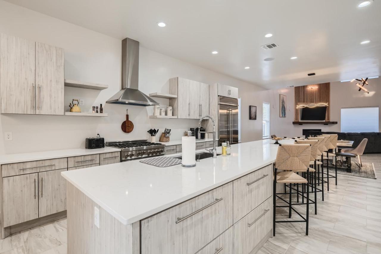 Luxury 5 Bdrm Home! Blocks To Dt/riverwalk/convention Center! San Antonio