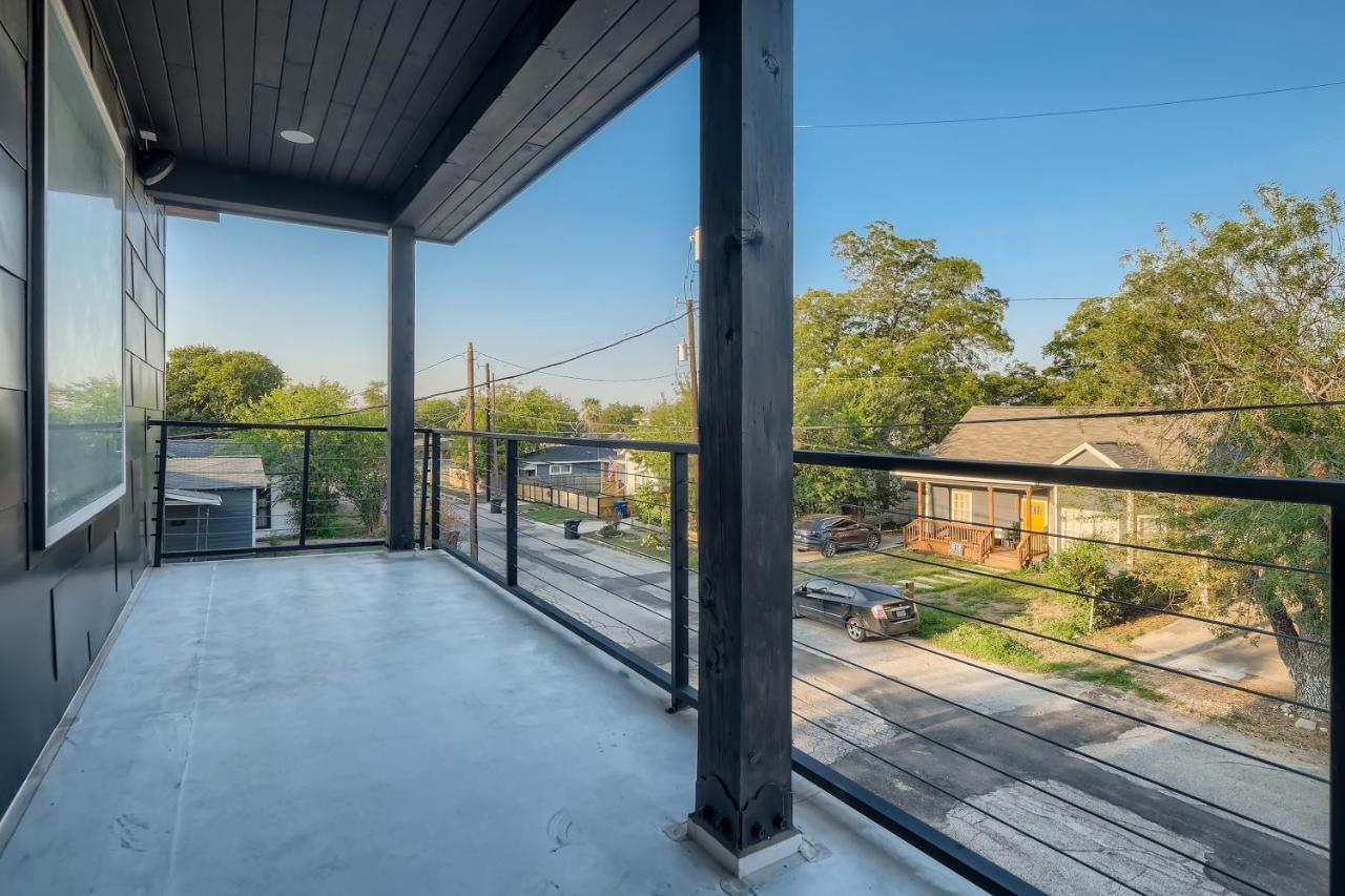 Luxury 5 Bdrm Home! Blocks To Dt/riverwalk/convention Center! Holiday home *