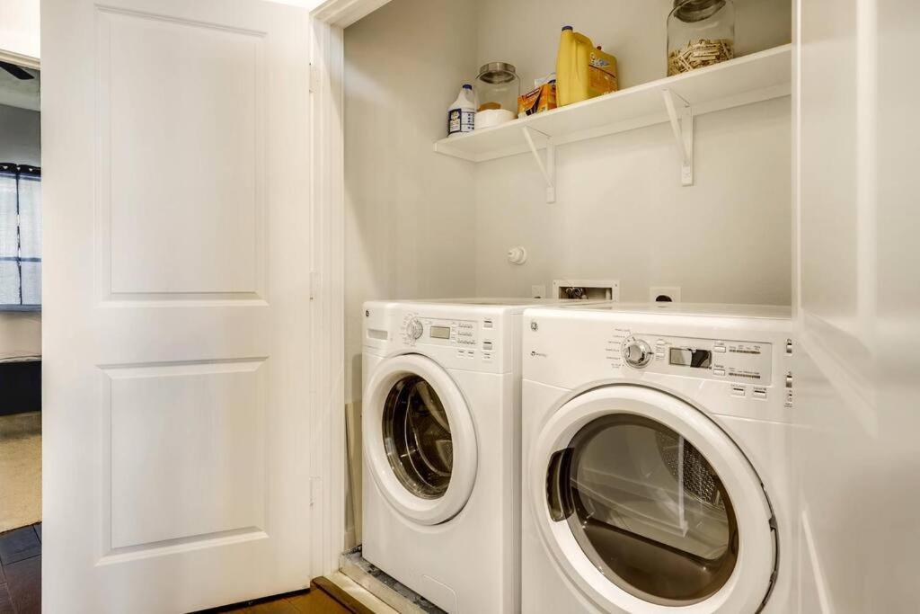 Holiday home Gorgeous 4 Bed On St Mary's - Minutes To Riverwalk/pearl San Antonio