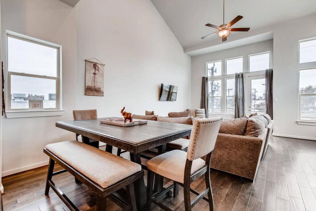 Fam Friendly 5 Bed Blocks To Pearl/riverwalk! *