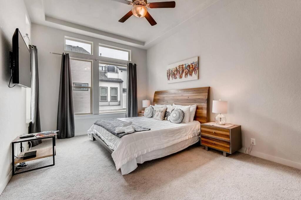 Holiday home Fam Friendly 5 Bed Blocks To Pearl/riverwalk! San Antonio