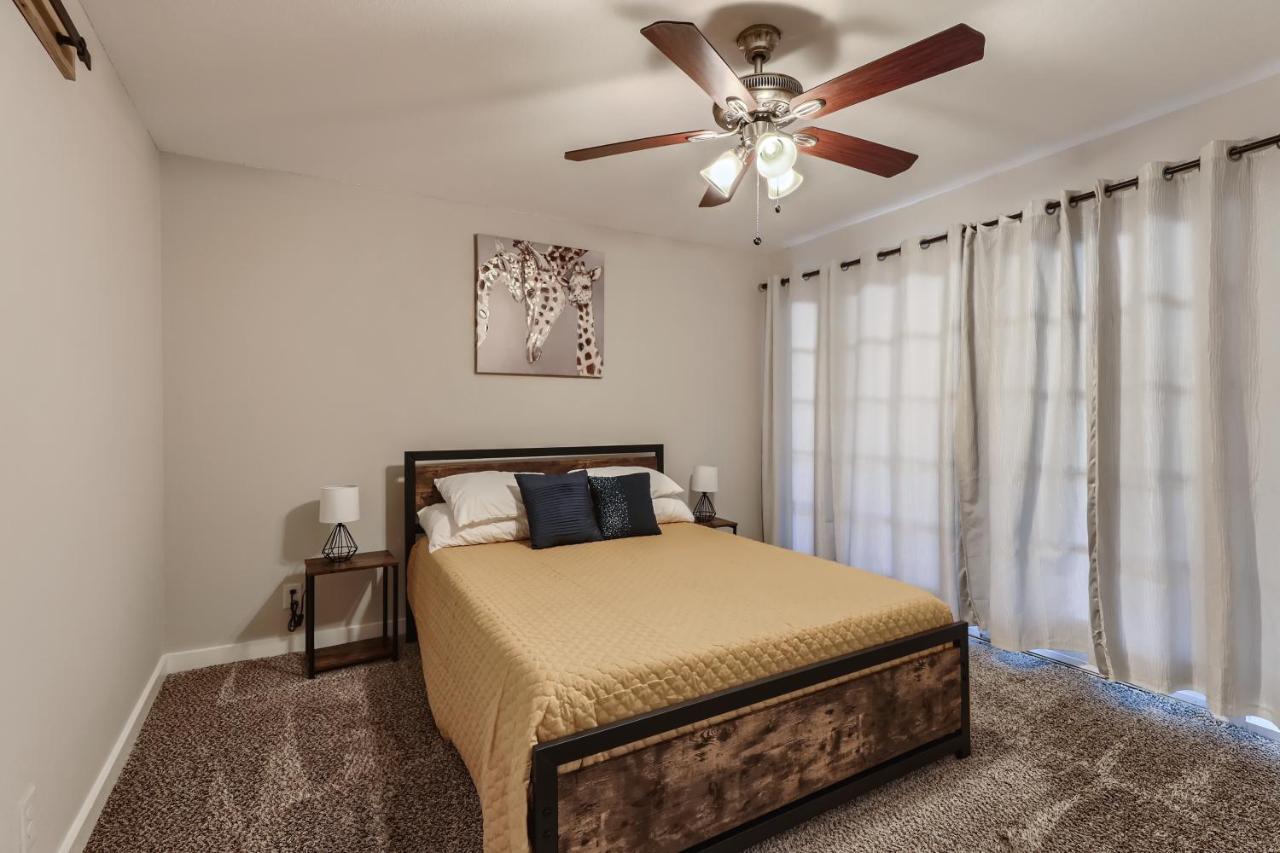 Holiday home New 5 Bdrm W/pool Mins To Pearl/riverwalk/quarry Market - Sleep 12 San Antonio