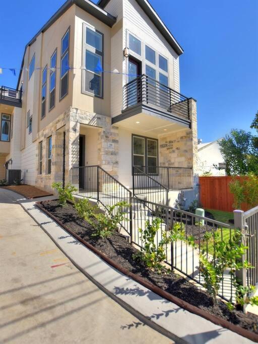 Fam Friendly 5 Bed Blocks To Pearl/riverwalk! * San Antonio