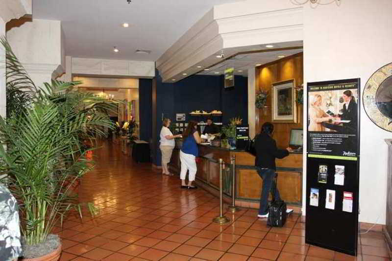 Doubletree By Hilton Downtown 4*