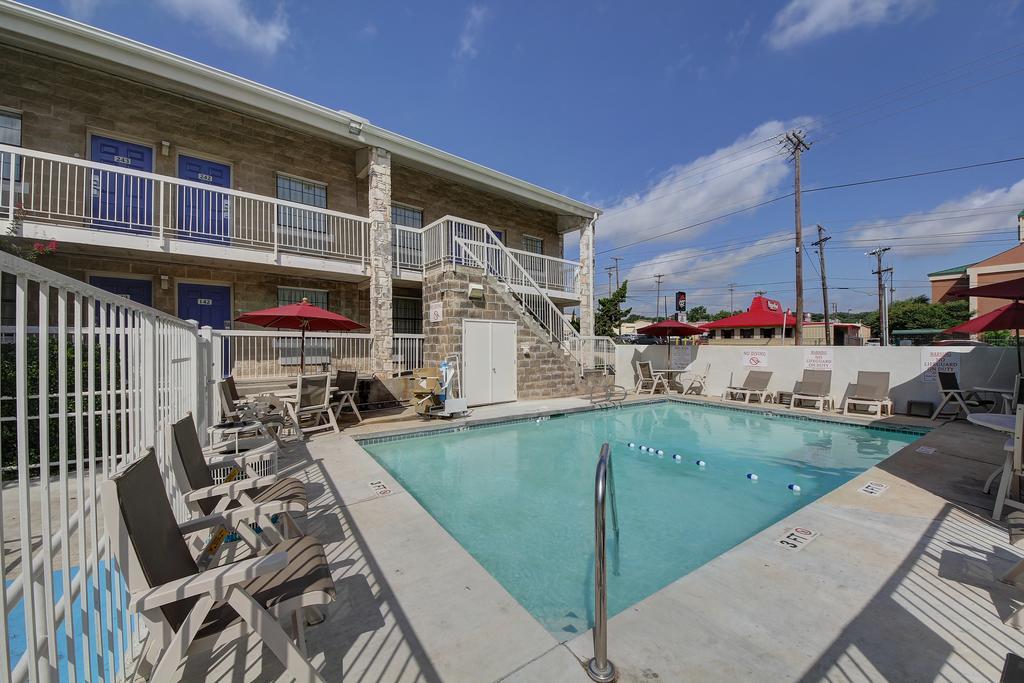 Hotel 6-san Antonio, Tx - Northwest Medical Center