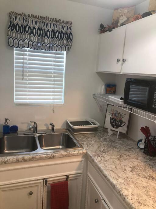 Apartment A Smaller Piece Of Heaven, Near By Lackland Afb