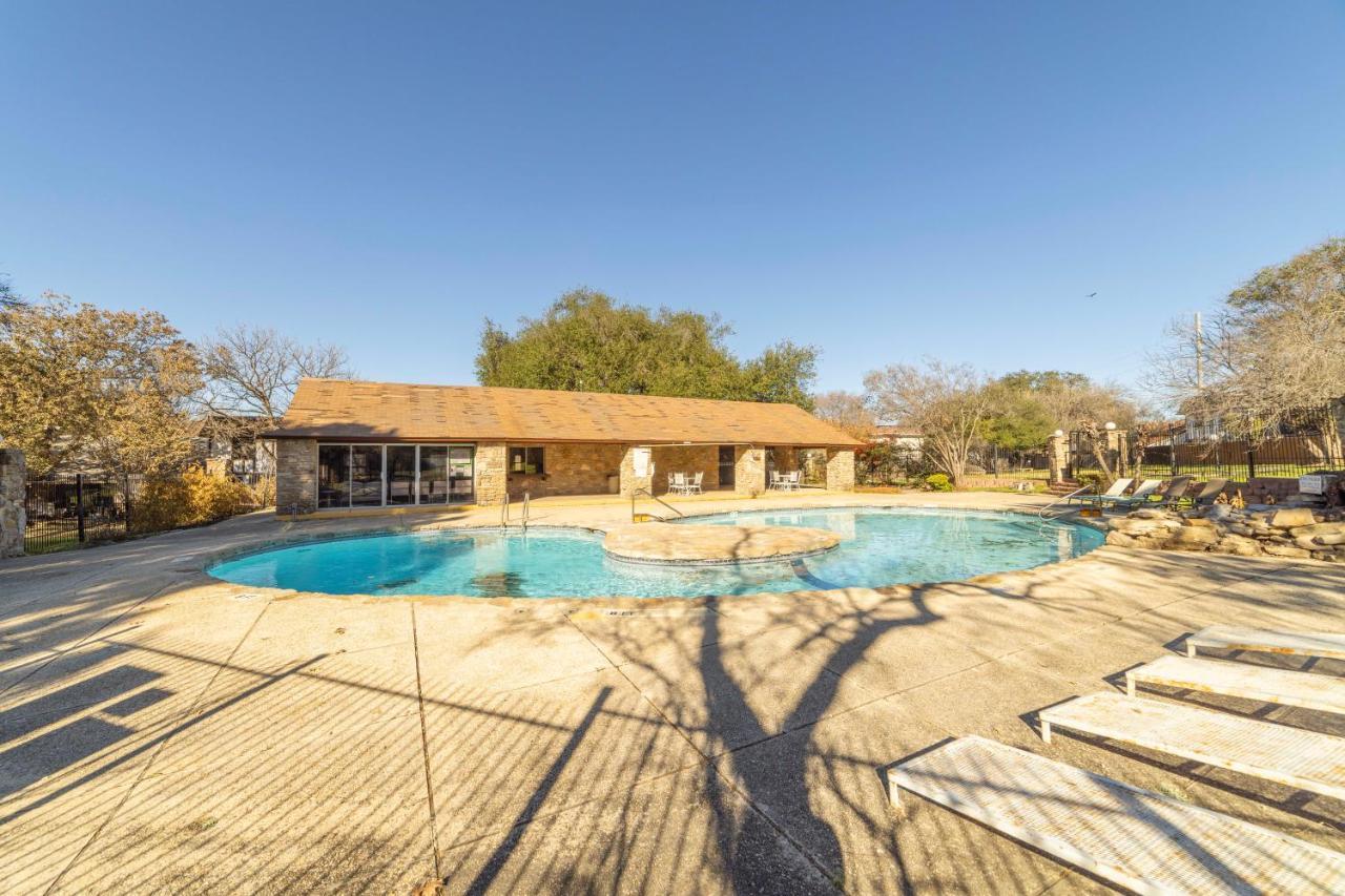 Holiday home Style & Comfort Townhome Near Tourist Attractions