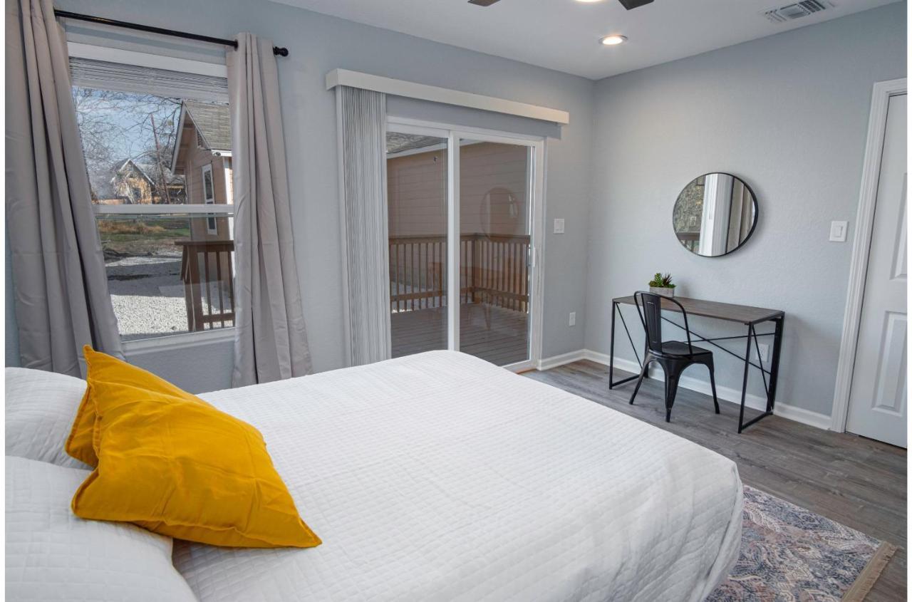 Adorable 4br 2ba Close To Riverwalk And Downtown Holiday home *
