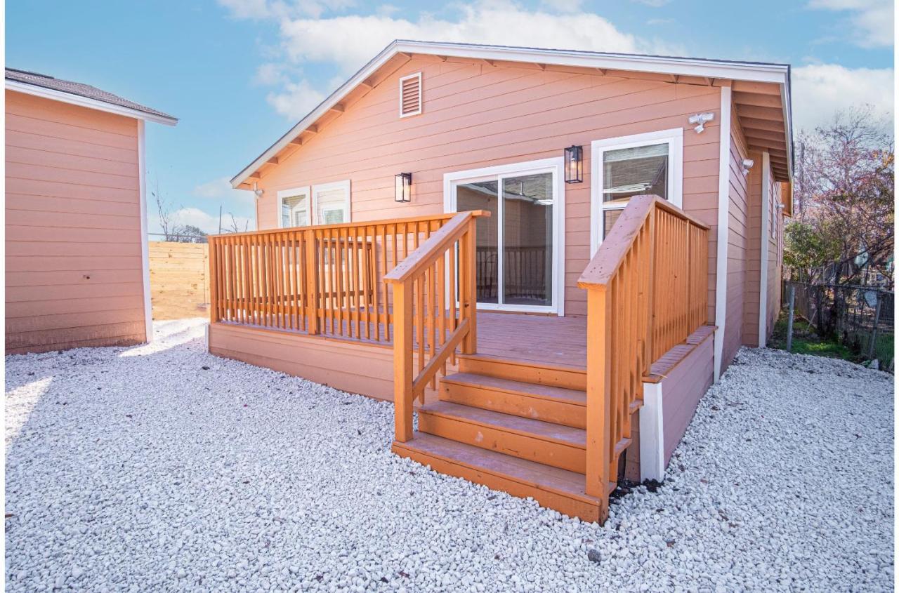 Holiday home Adorable 4br 2ba Close To Riverwalk And Downtown *