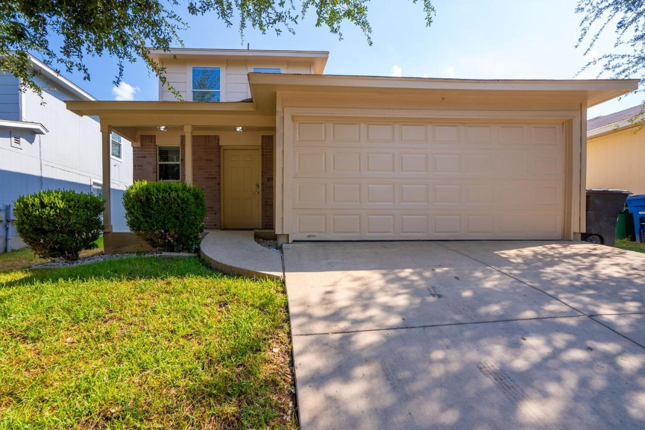 Holiday home Cozy 4/3 Entire House *lackland Afb* Seaworld*