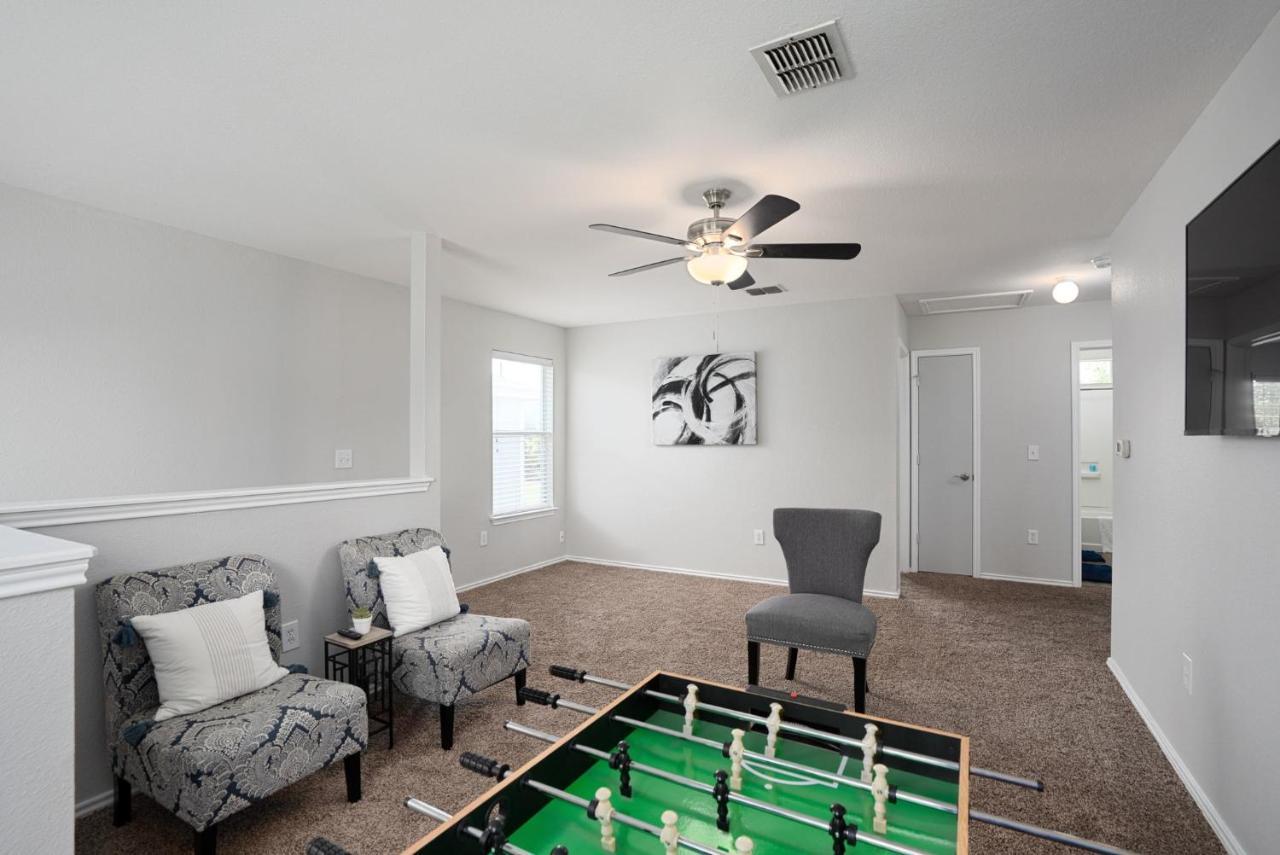 Cozy 4/3 Entire House *lackland Afb* Seaworld* * San Antonio