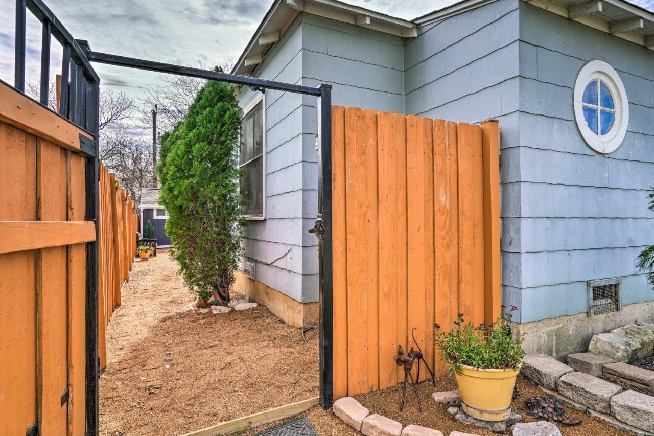 Bright Texas Near Zoo! Holiday home *
