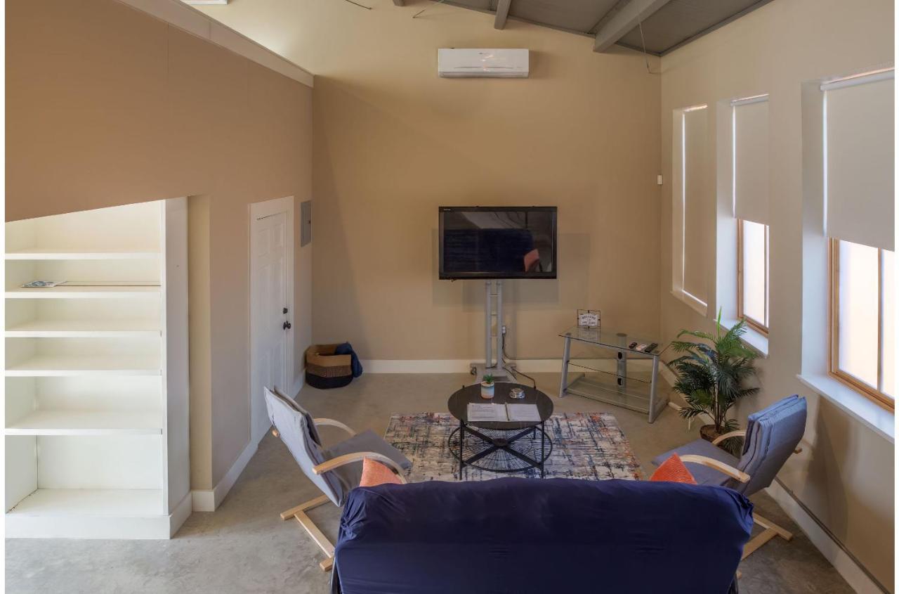 Guest house Gorgeous Near Amazing Downtown *