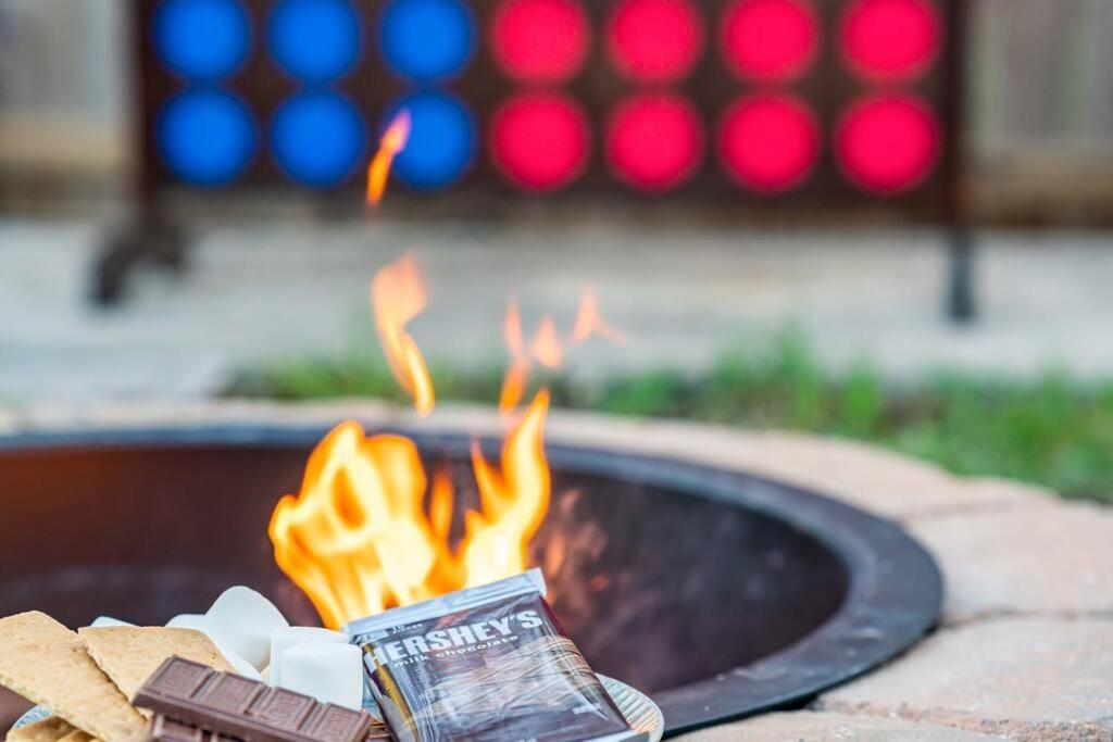 3b W Pool, Bbq, Firepit, Yard Games, Gym * San Antonio