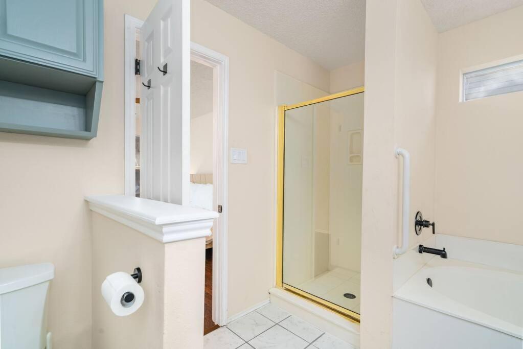 3b W Pool, Bbq, Firepit, Yard Games, Gym *